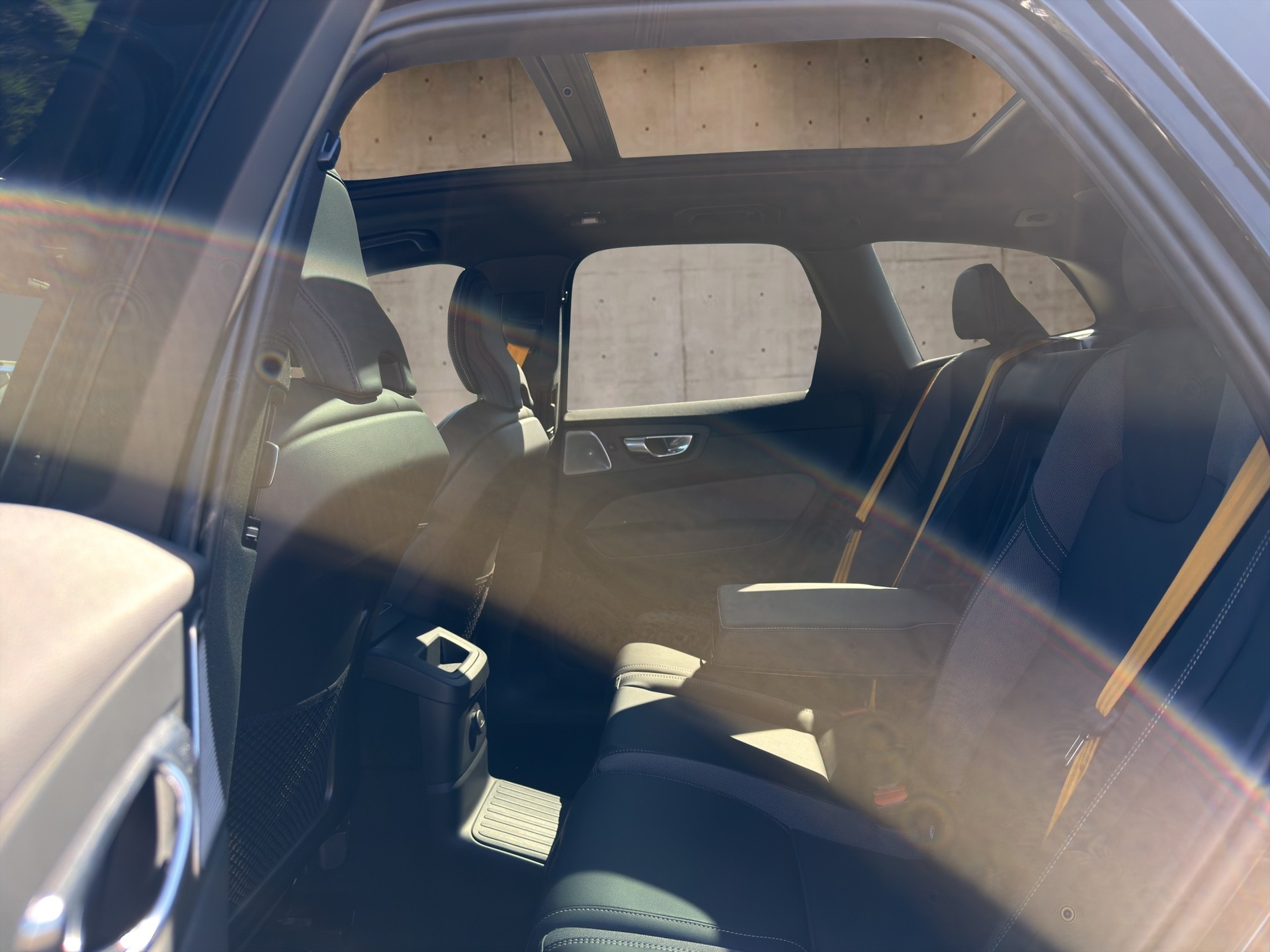 VOLVO XC60 2.0 T8 TE Polestar eAWD-image-9