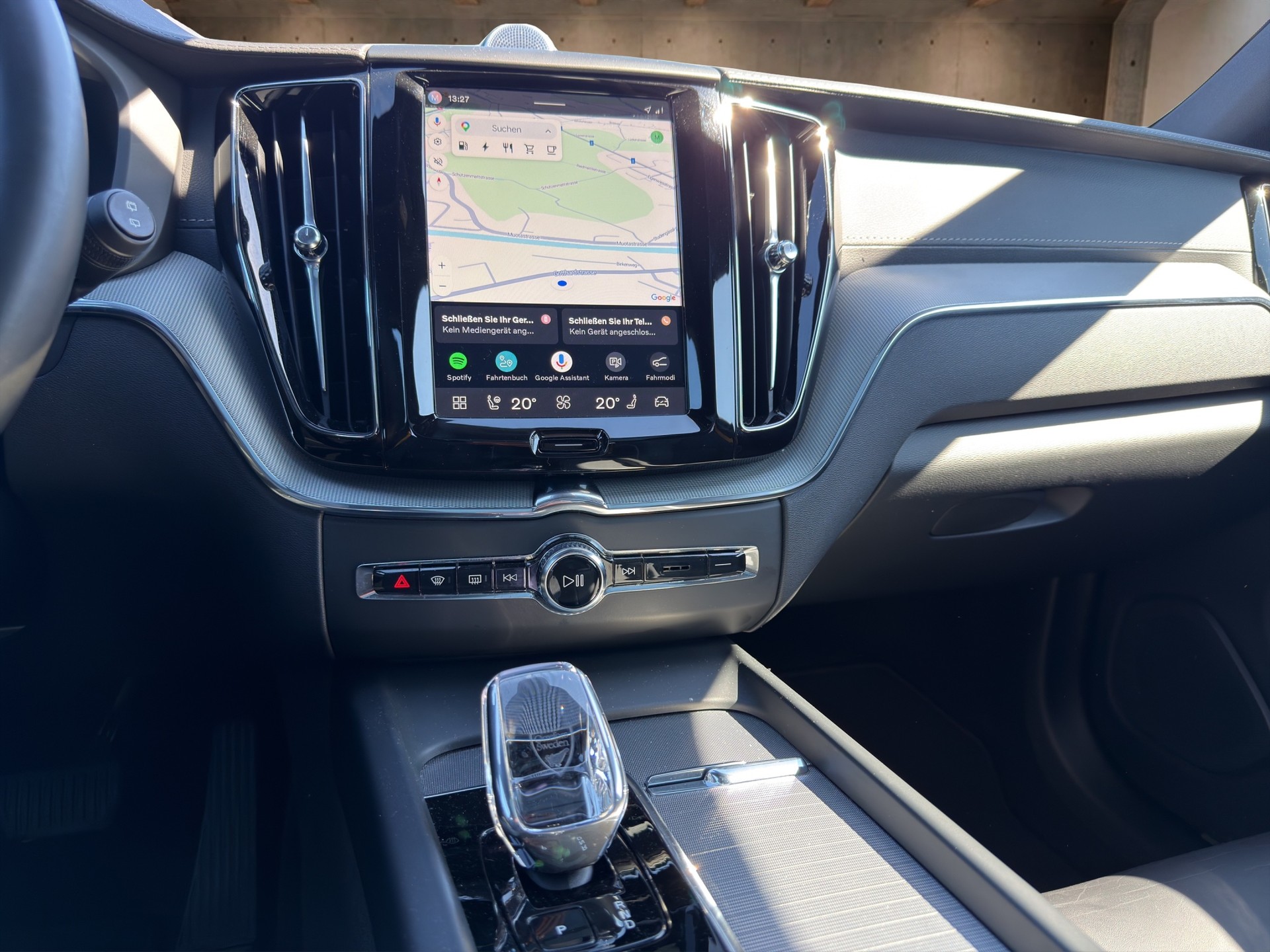 VOLVO XC60 2.0 T8 TE Polestar eAWD-image-14