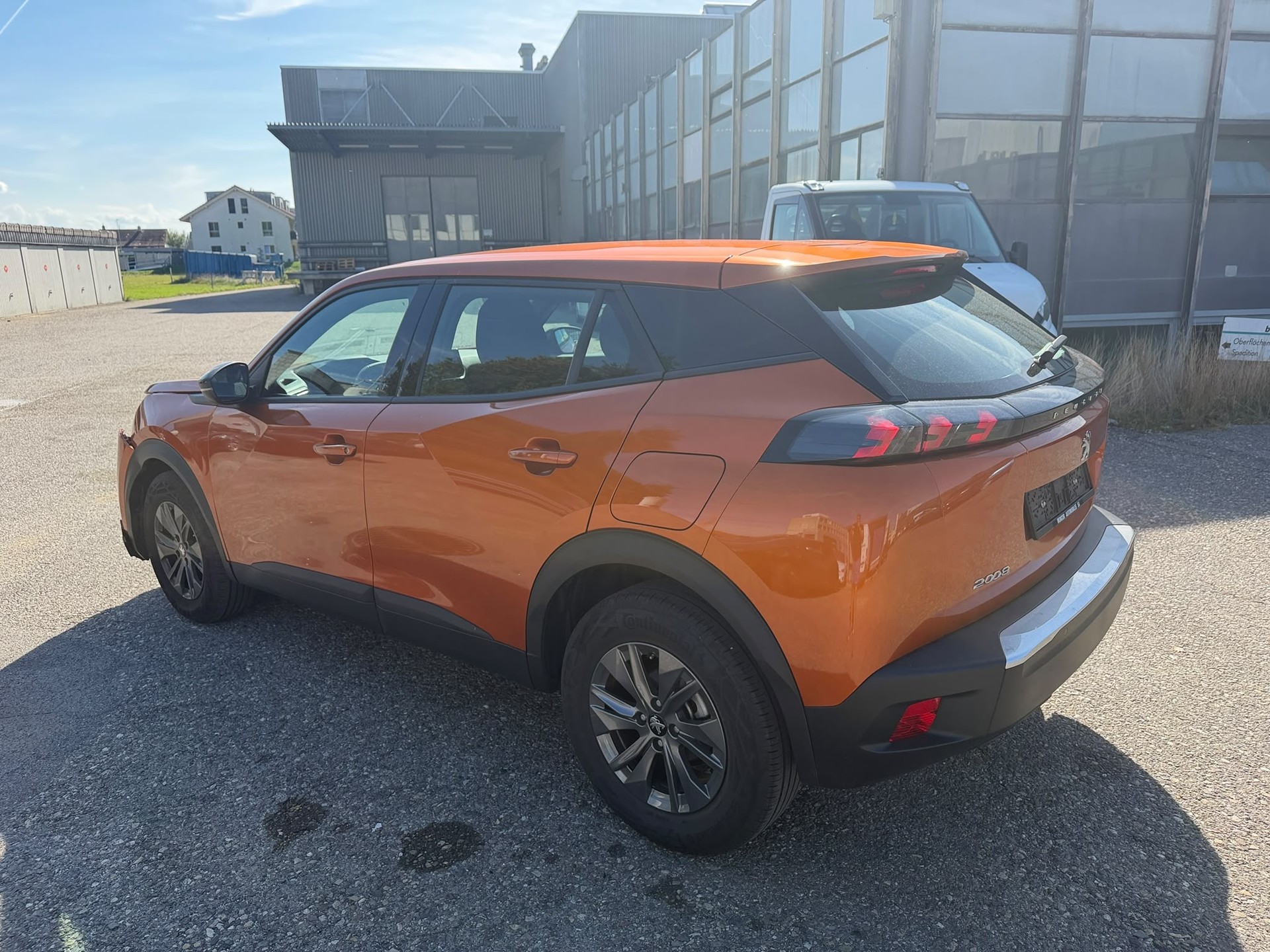 PEUGEOT 2008 1.2 PureTech Active Pack-image-6