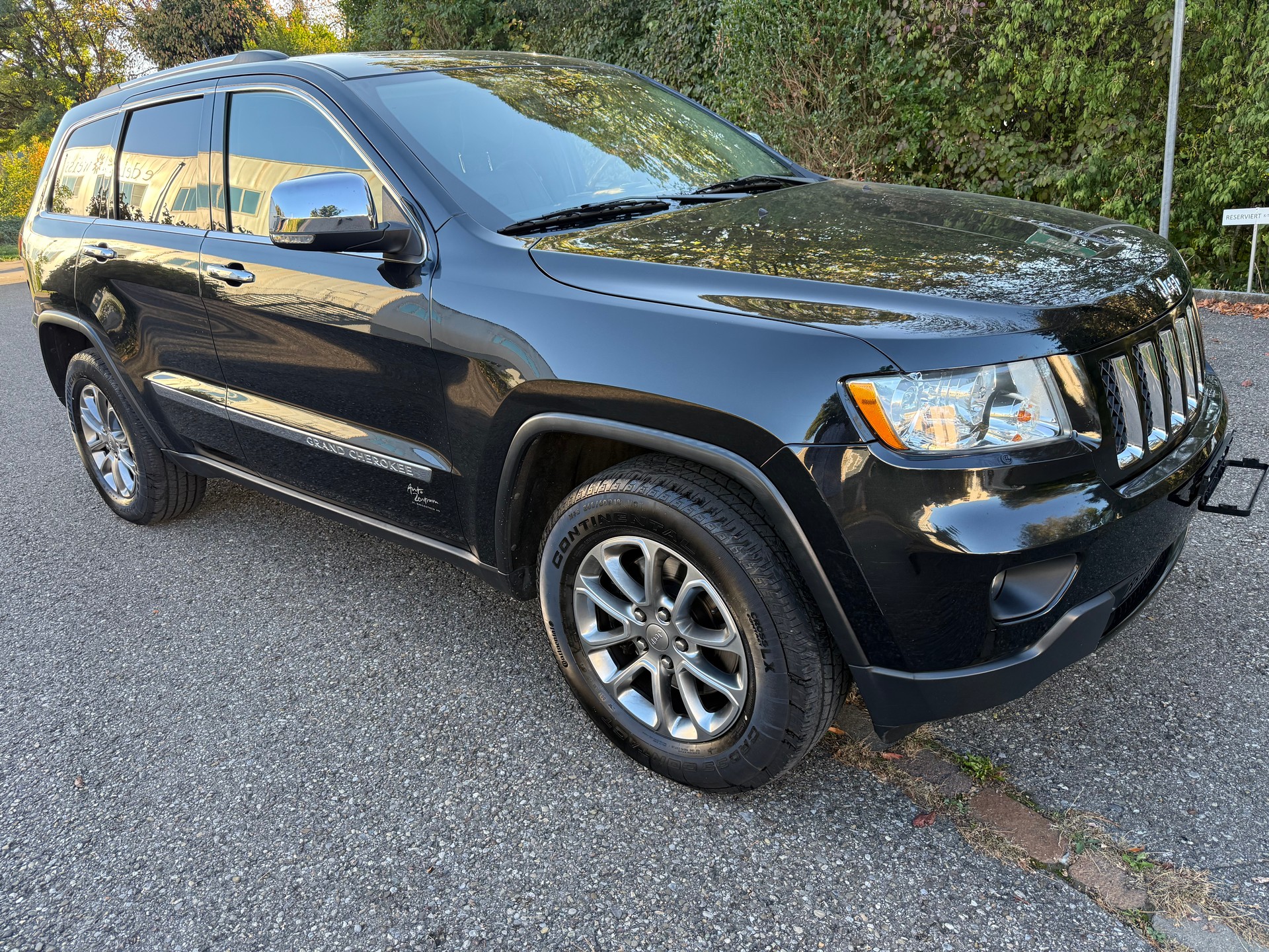 JEEP Grand Cherokee 5.7 HEMI Overland Automatic-image-1