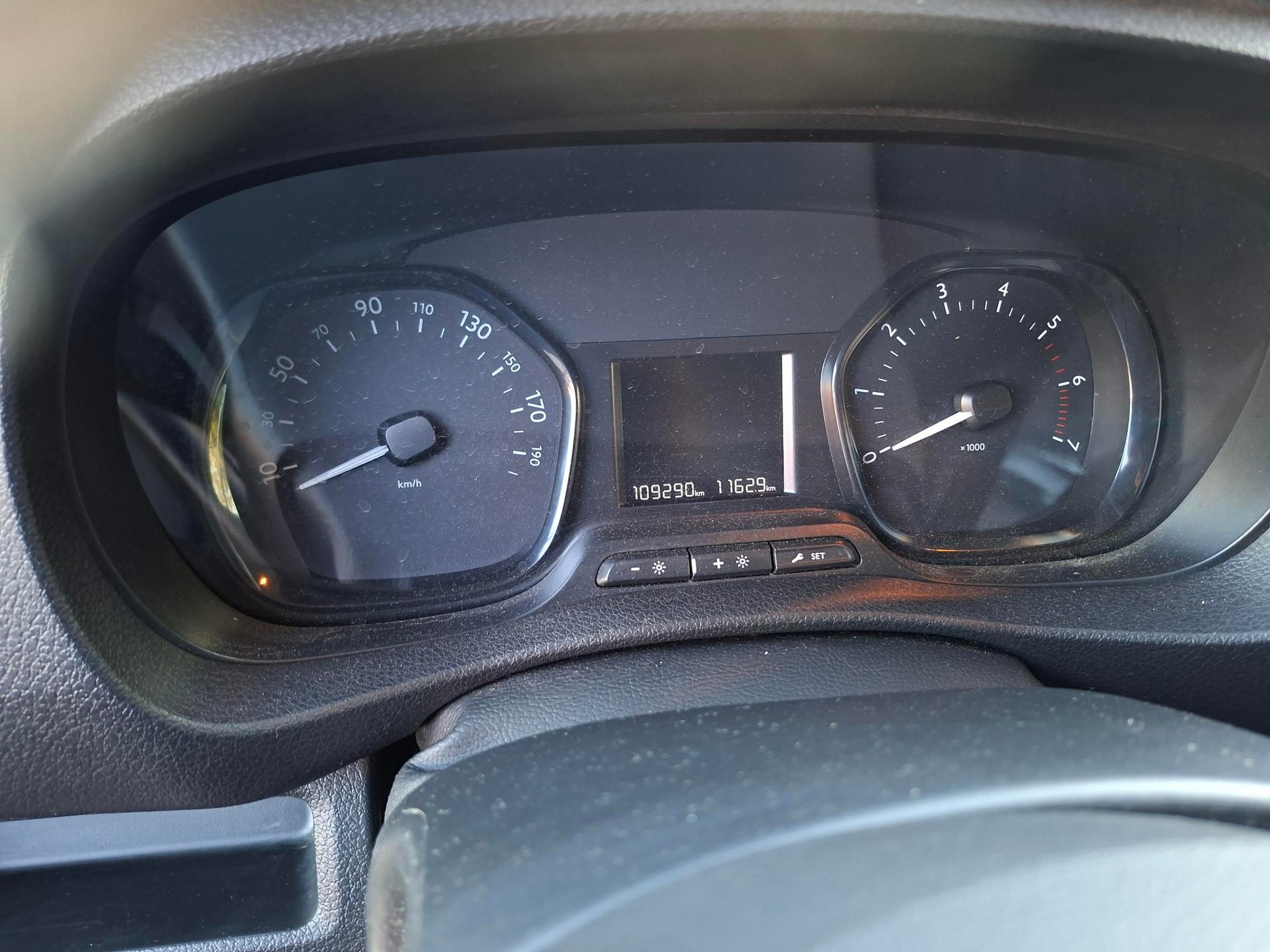 CITROEN Jumpy 2.0 BlueHDi 145 M-image-10