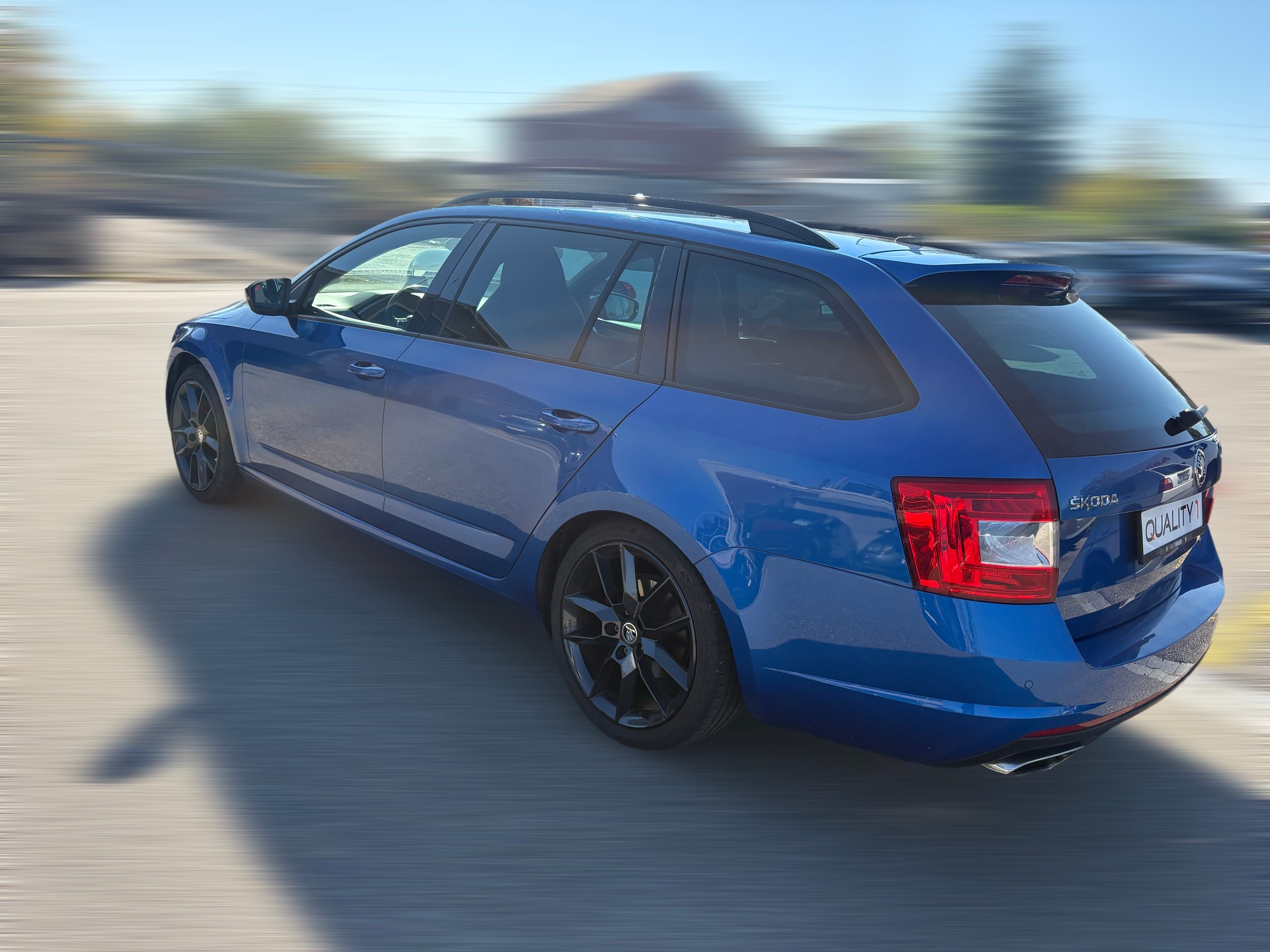 SKODA Octavia Combi 2.0 TSI RS-image-4