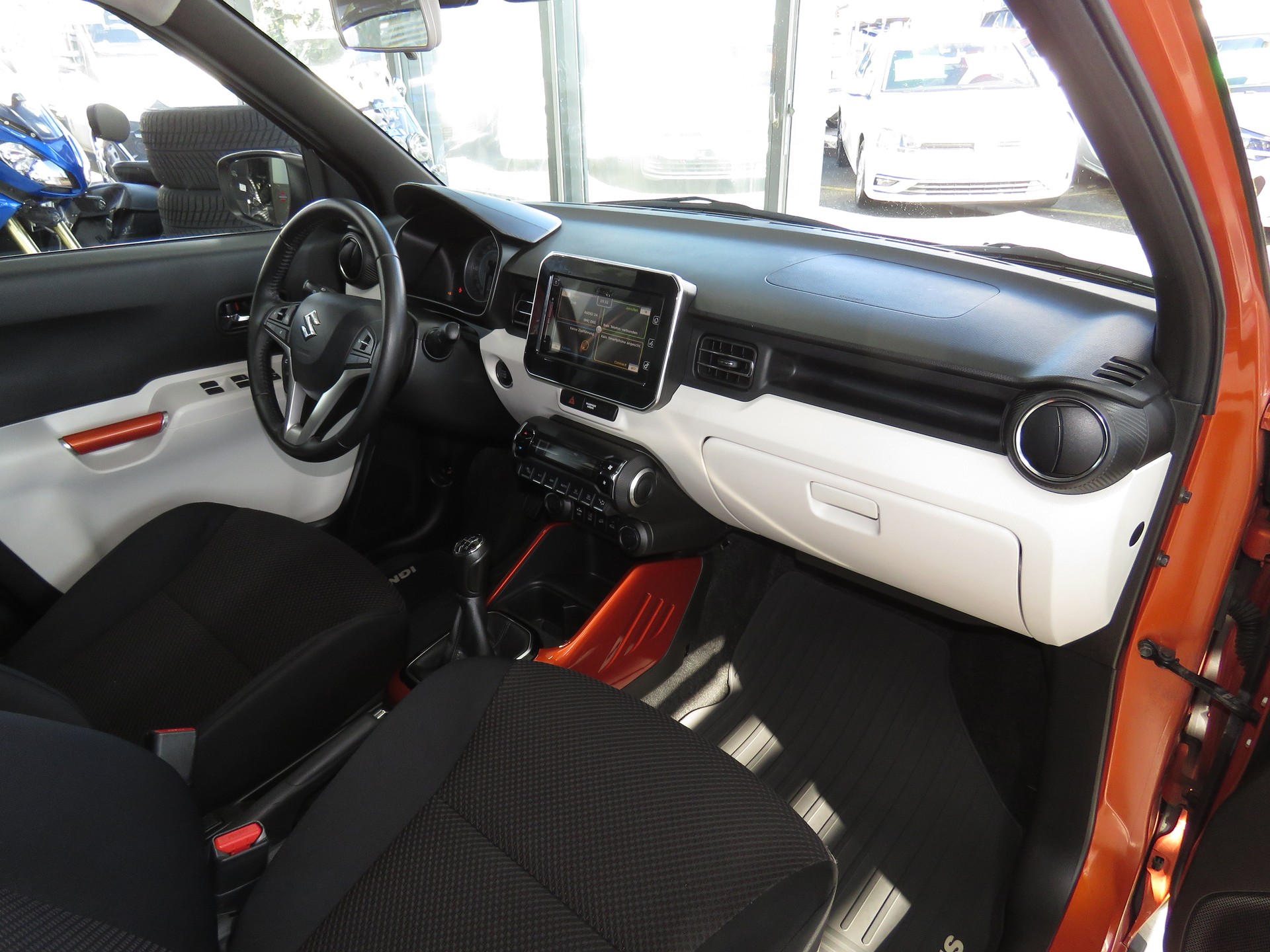 SUZUKI Ignis 1.2i Compact Top 4x4 Swiss Edition-image-10