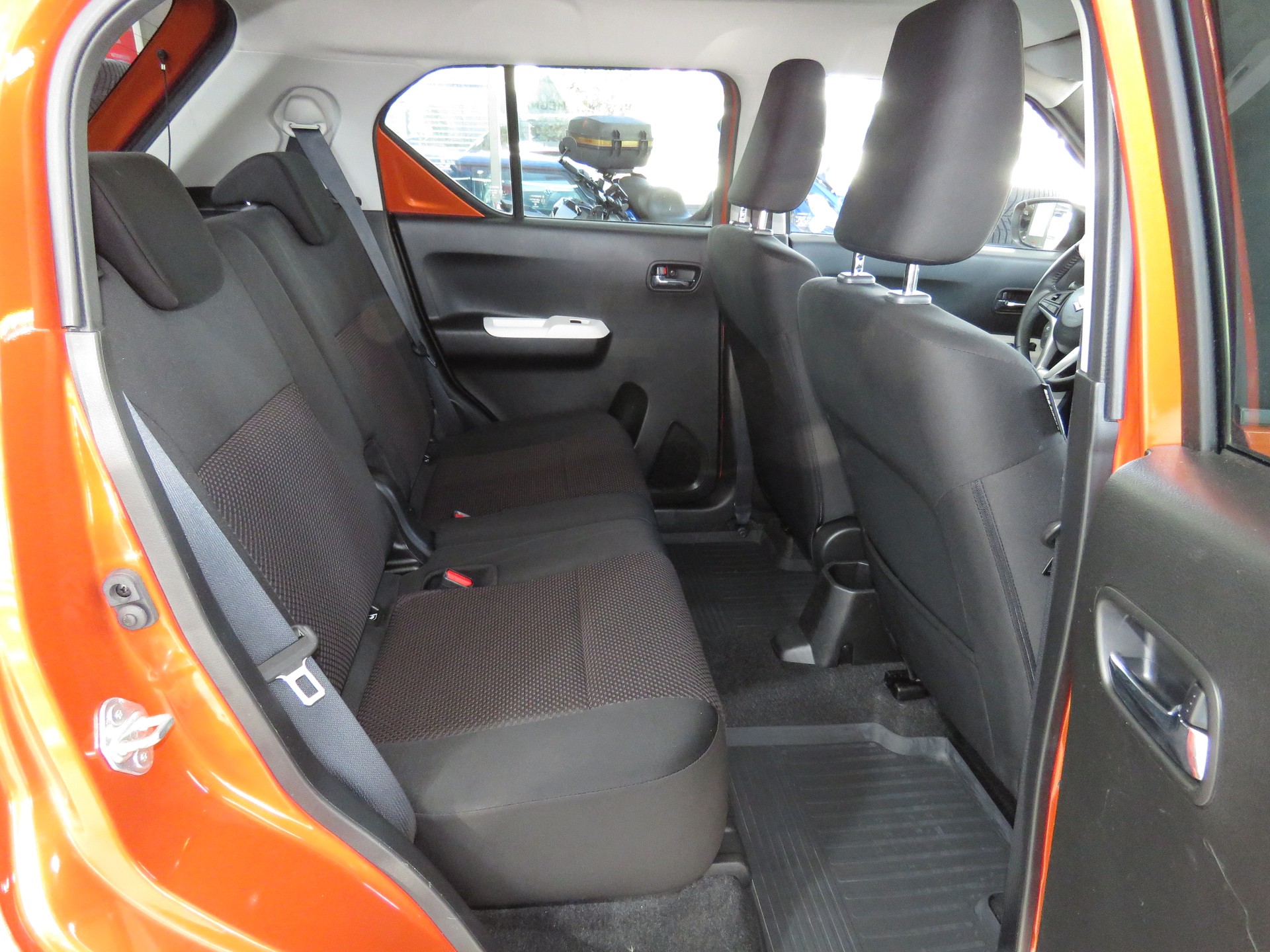 SUZUKI Ignis 1.2i Compact Top 4x4 Swiss Edition-image-12