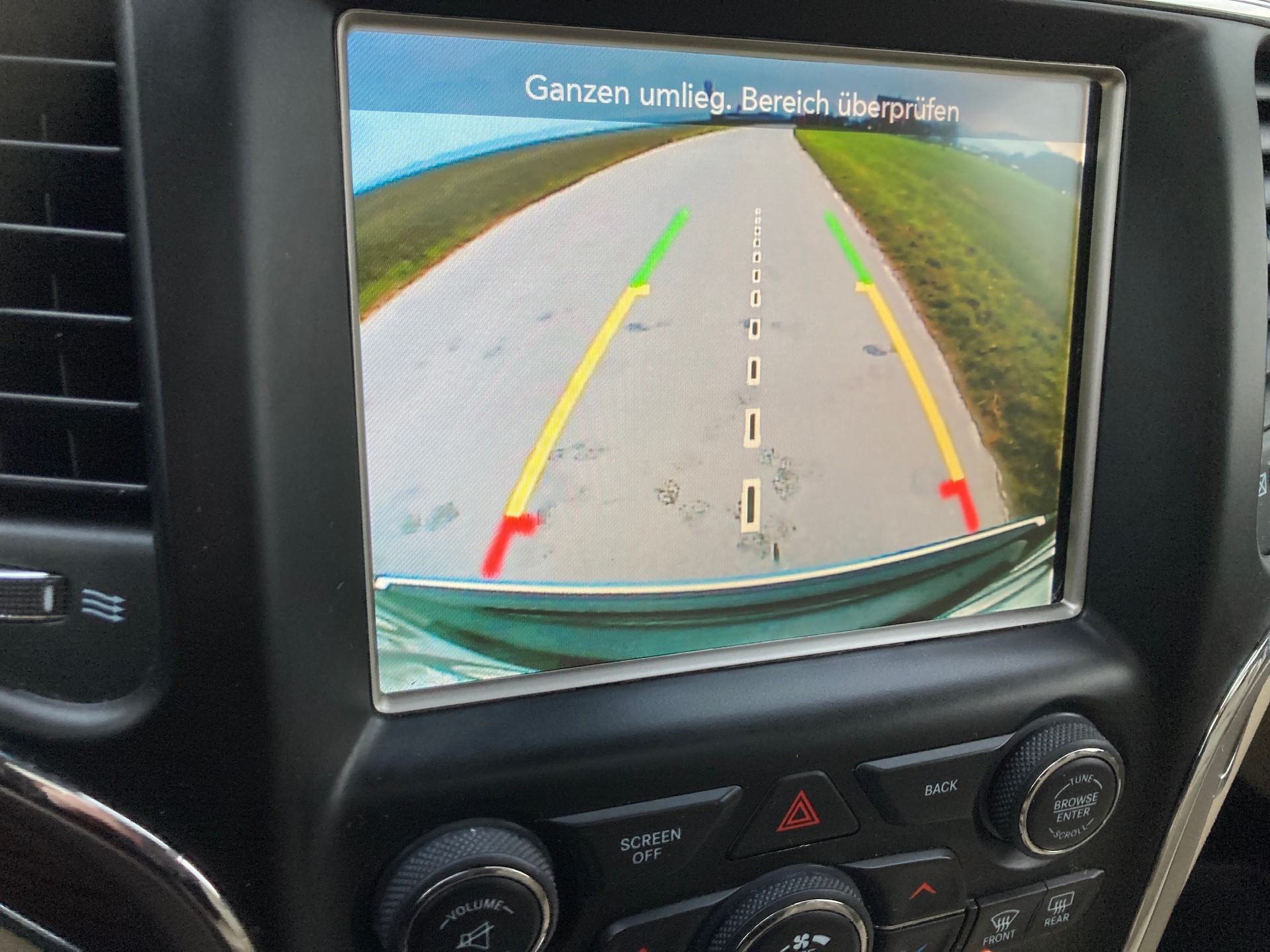 JEEP Grand Cherokee 3.0 CRD Overland Automatic-image-14