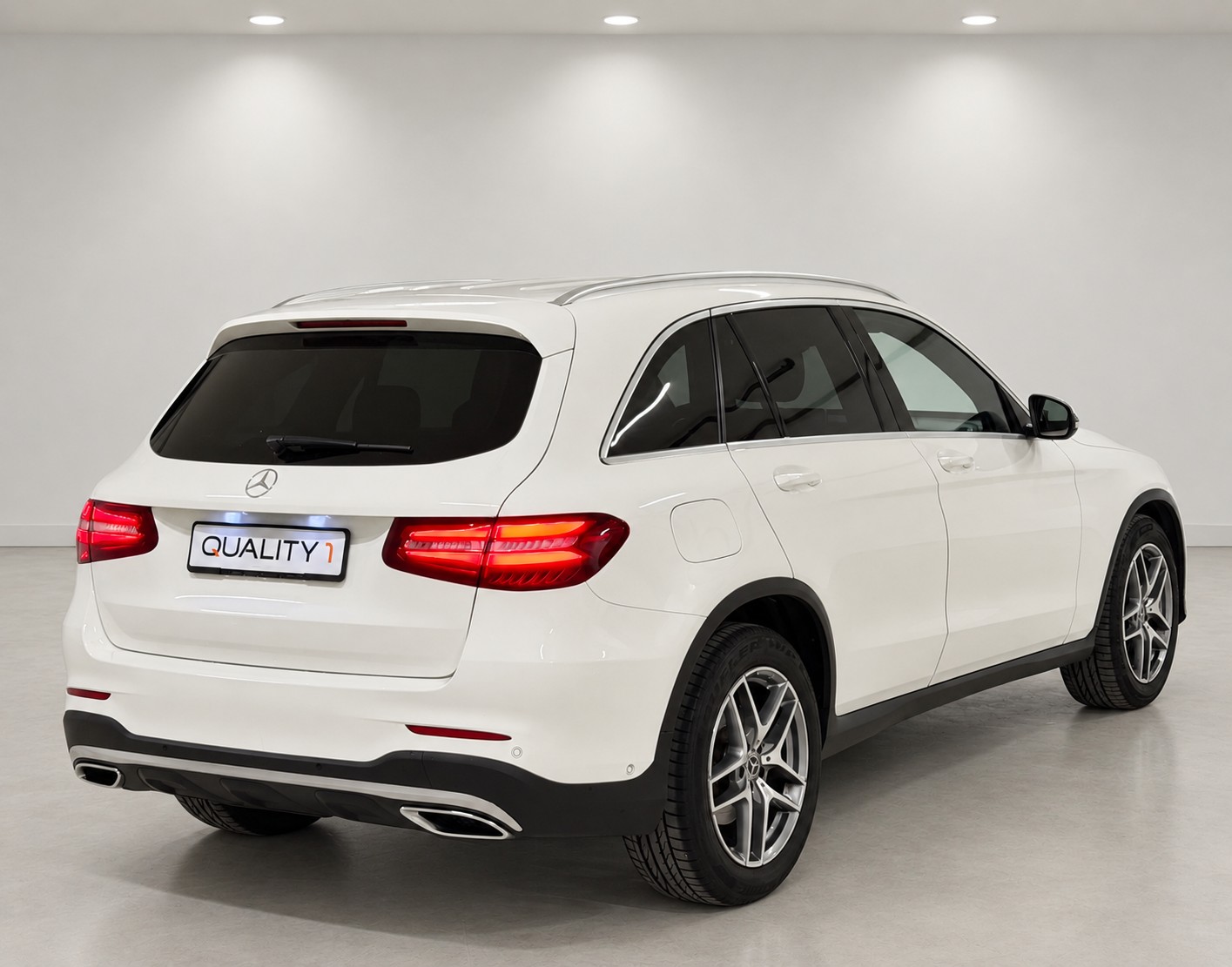MERCEDES-BENZ GLC 220 d AMG Line 4Matic 9G-Tronic-image-5