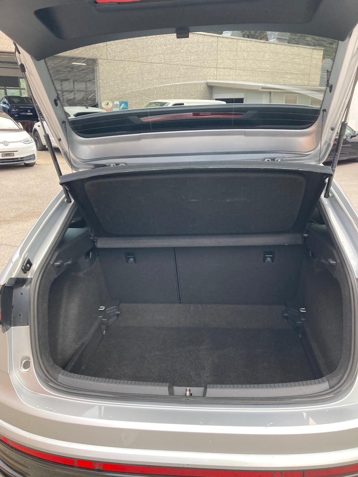 VW Taigo 1.0 TSI Life DSG-image-10