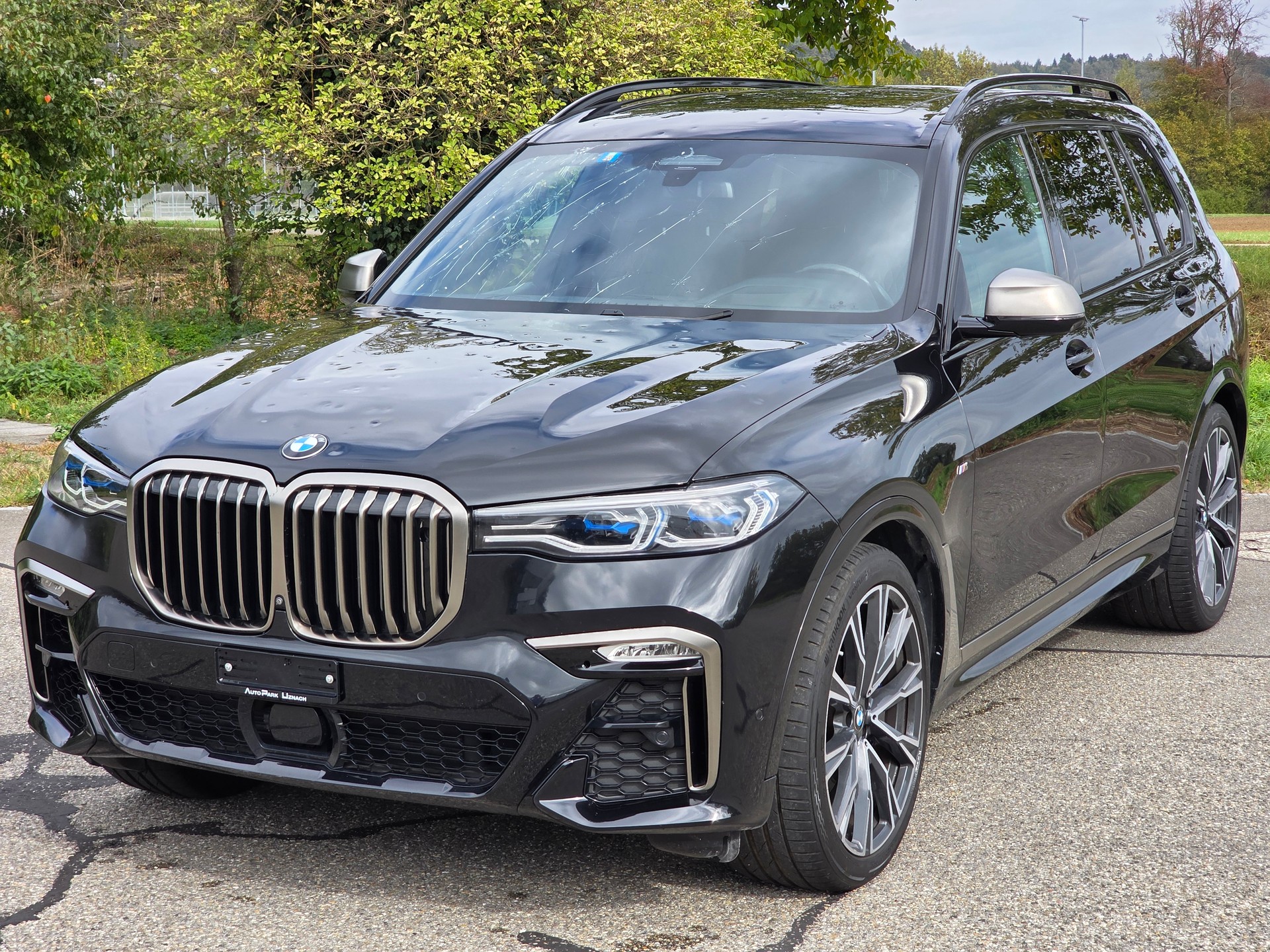 BMW X7 xDrive M50i Steptronic 530PS (Hagelschaden)-image-0