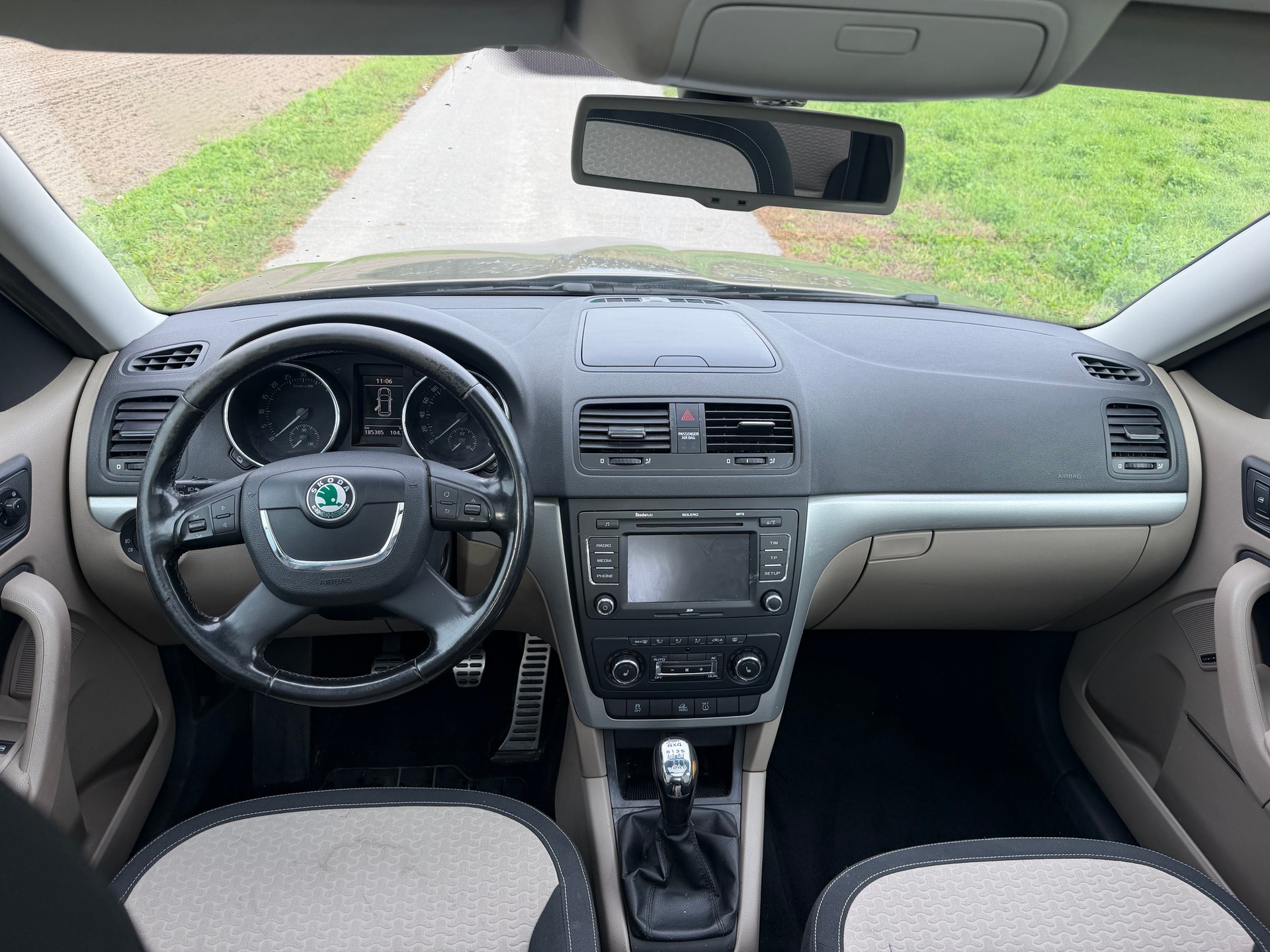 SKODA Yeti 2.0 TDI Experience 4x4-image-6