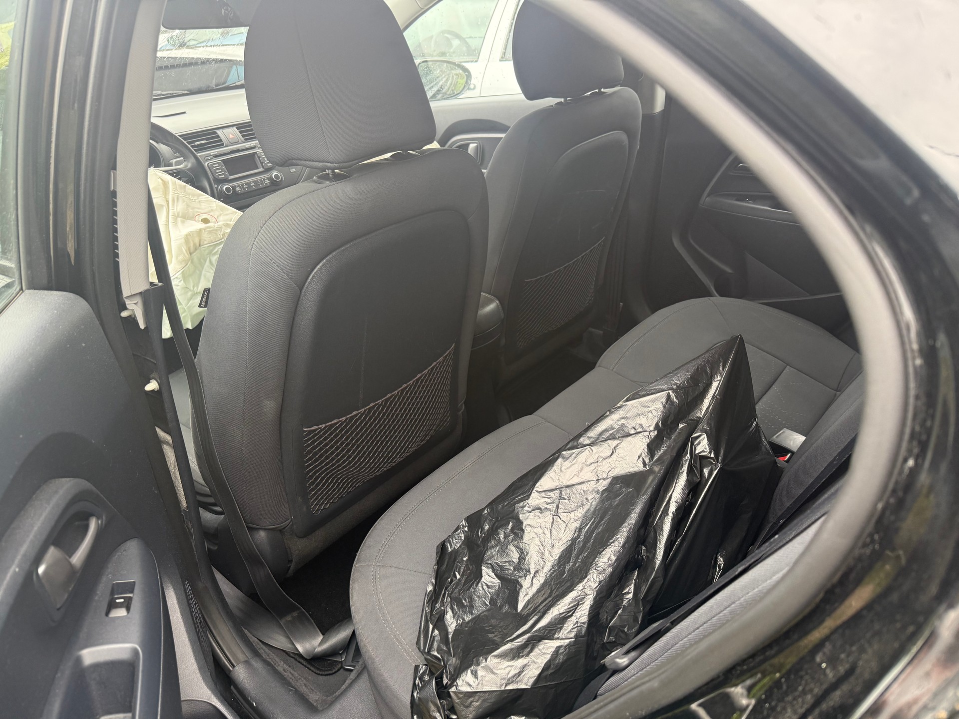 KIA Rio 1.4 CVVT Style-image-8