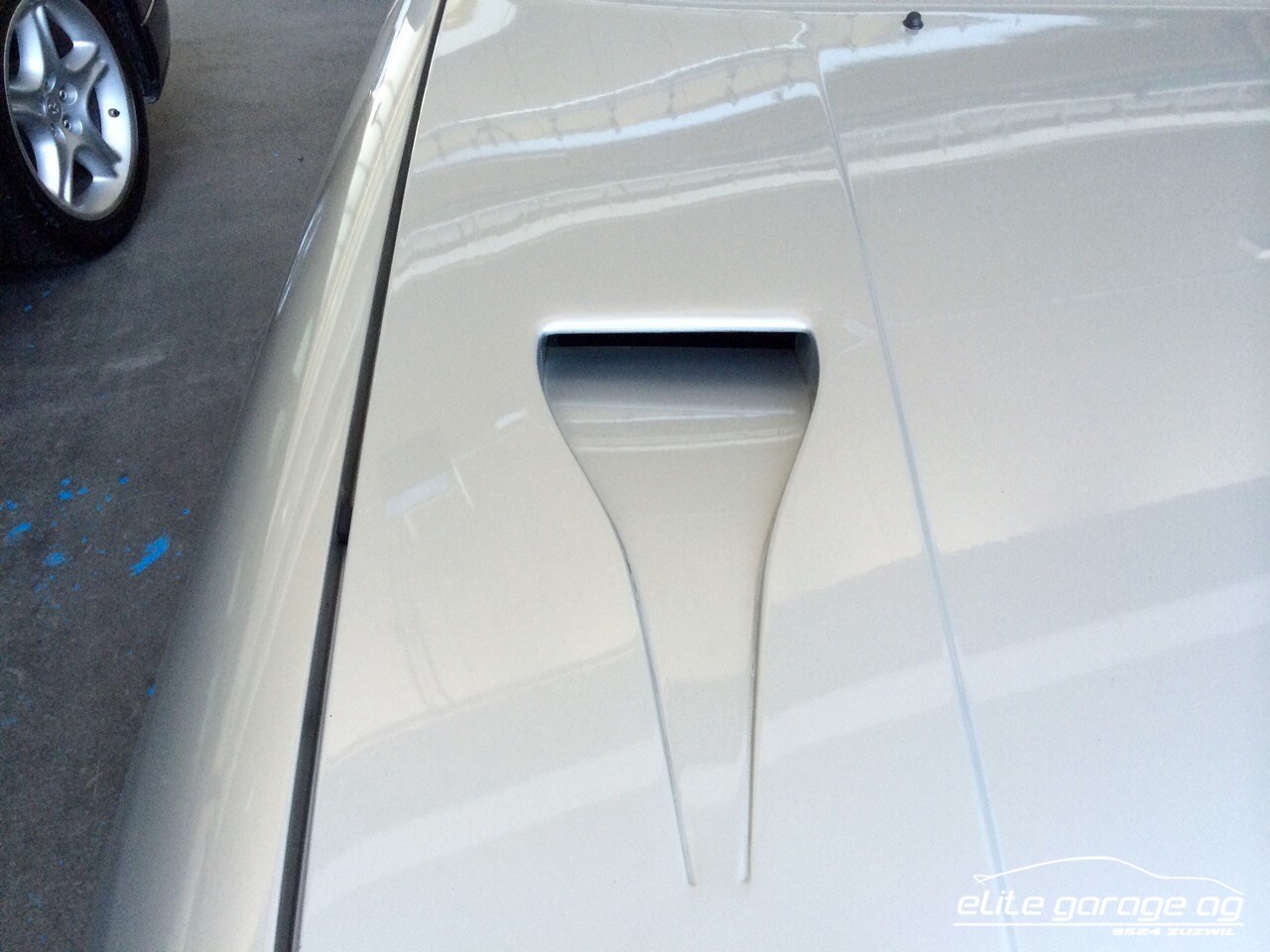 PORSCHE 924 Turbo-image-2
