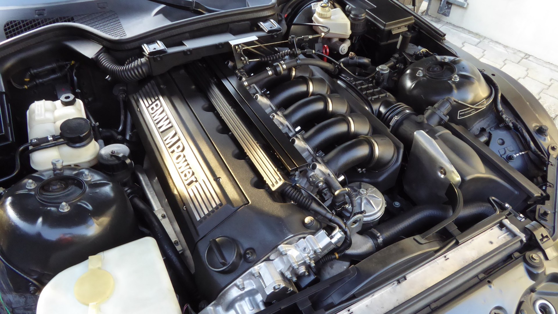 BMW M Roadster-image-8