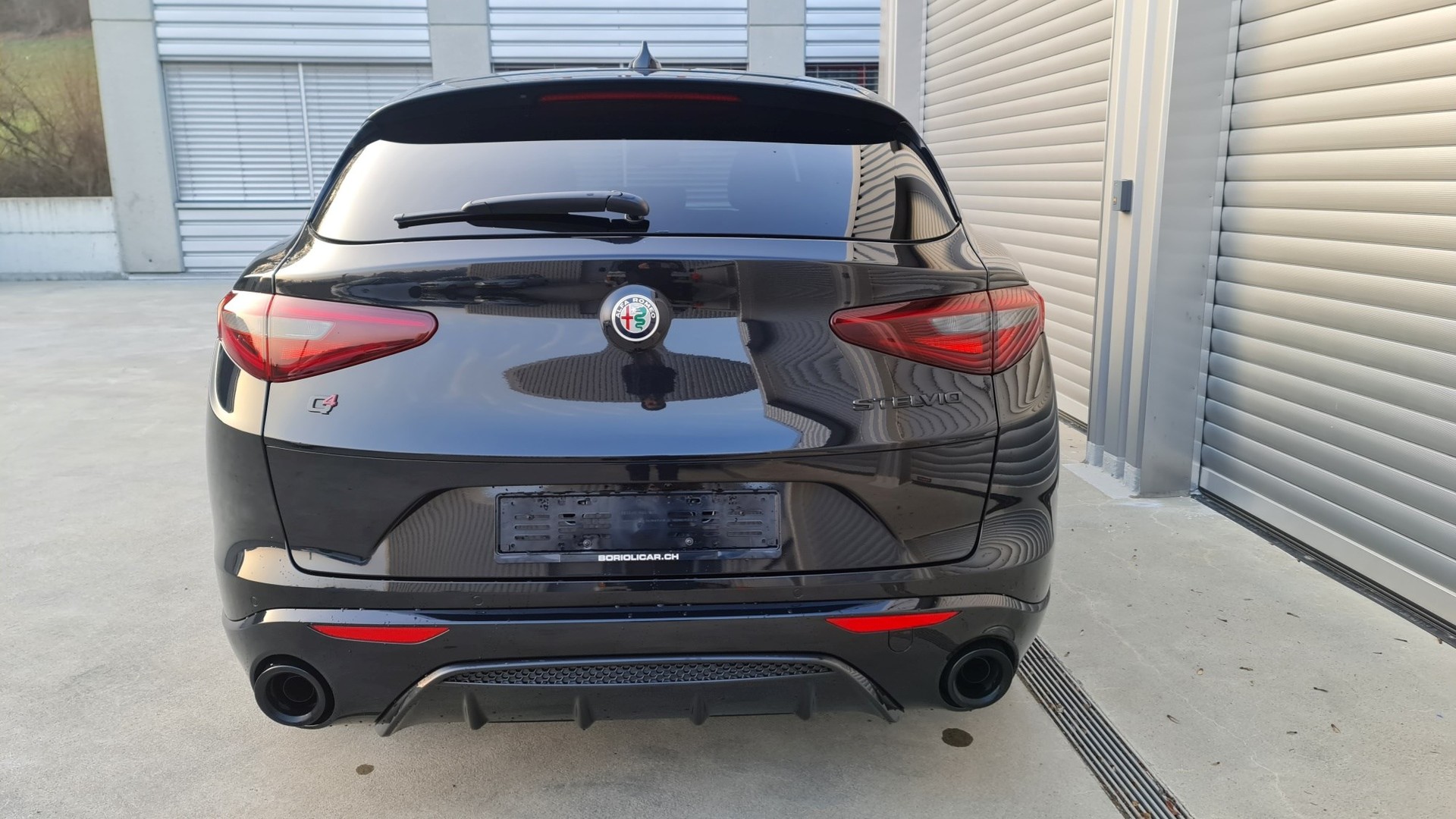 ALFA ROMEO Stelvio 2.0 Veloce TI Q4 Automatic-image-4