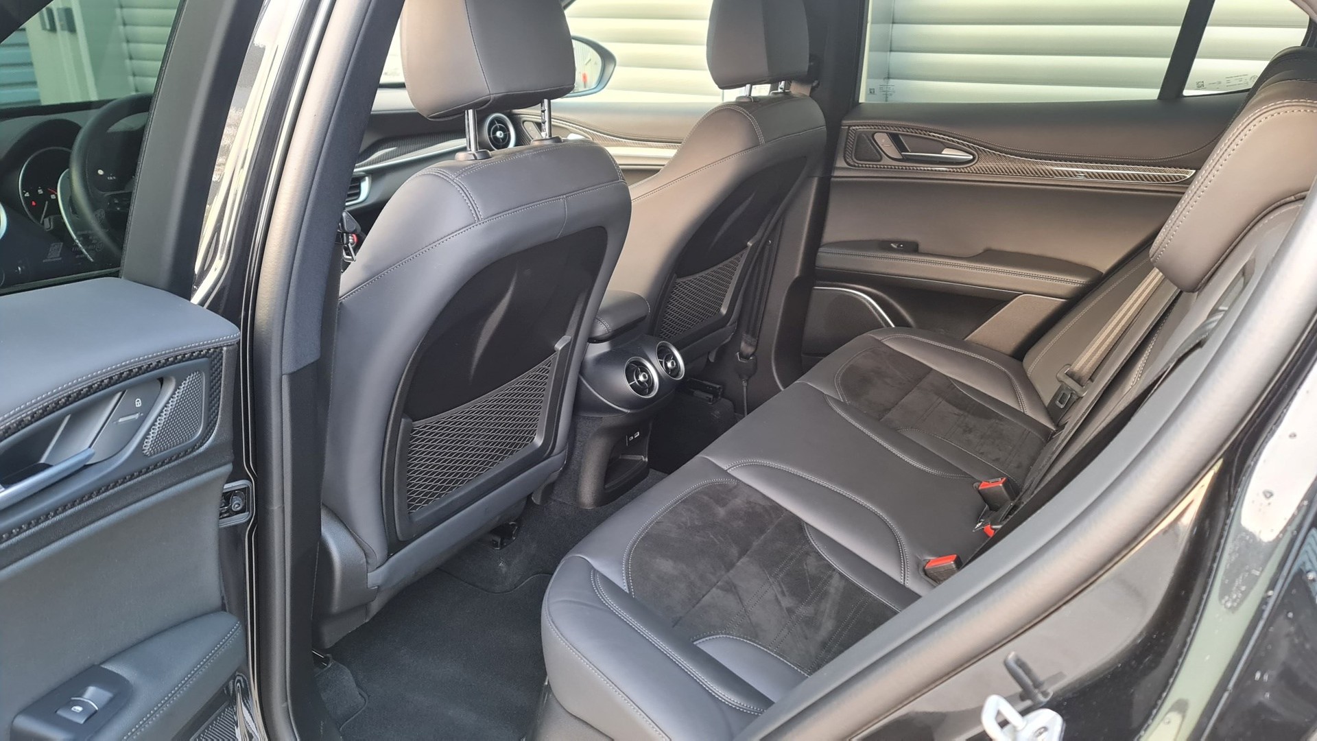 ALFA ROMEO Stelvio 2.0 Veloce TI Q4 Automatic-image-9