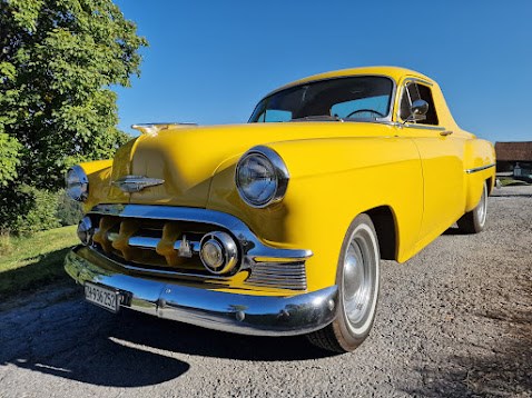 CHEVROLET Sedan-image-0