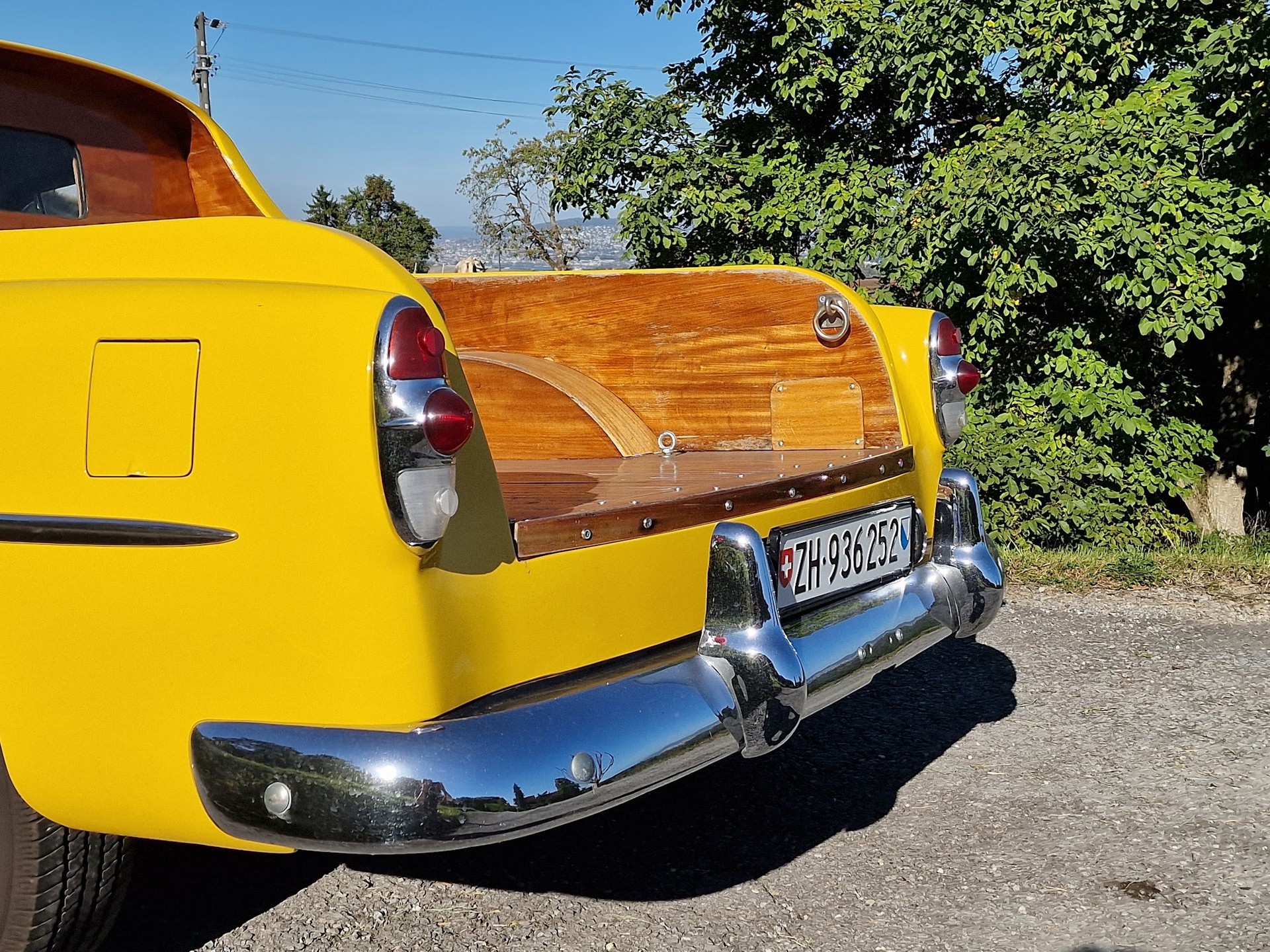 CHEVROLET Sedan-image-9