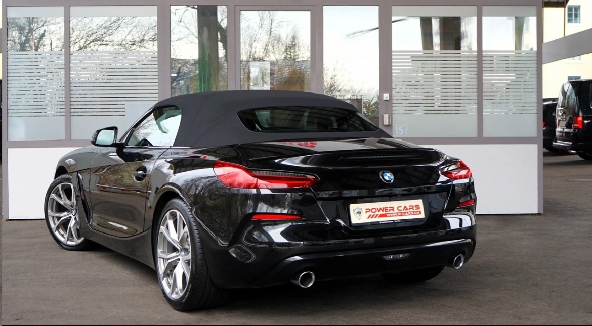 BMW Z4 sDrive 20i M Sport Steptronic-image-2