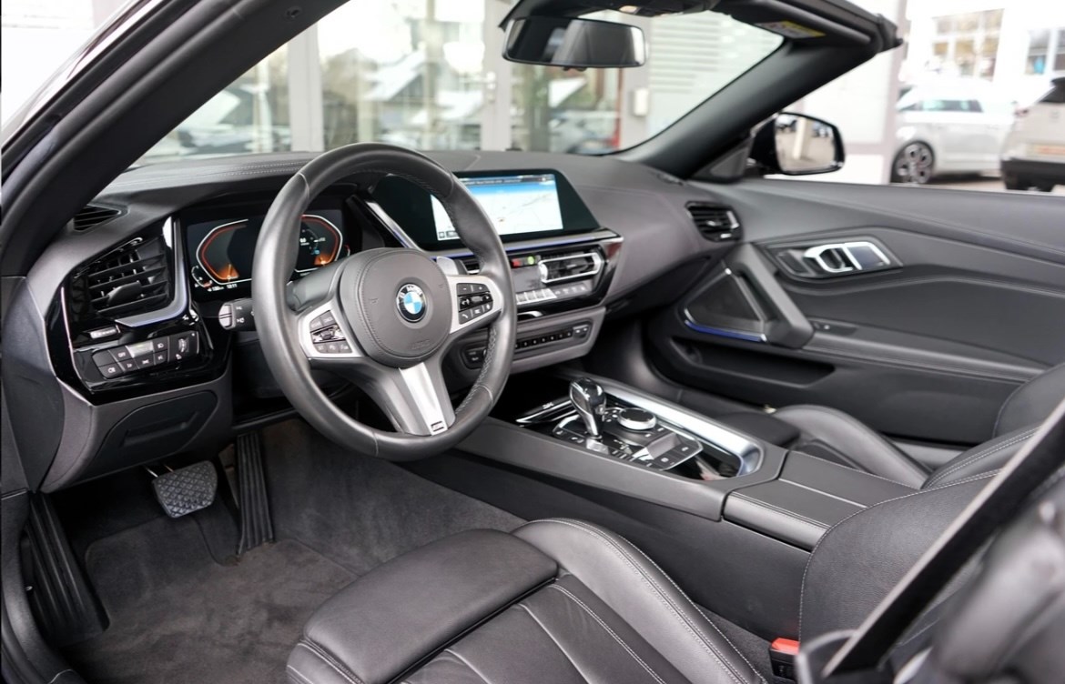 BMW Z4 sDrive 20i M Sport Steptronic-image-5