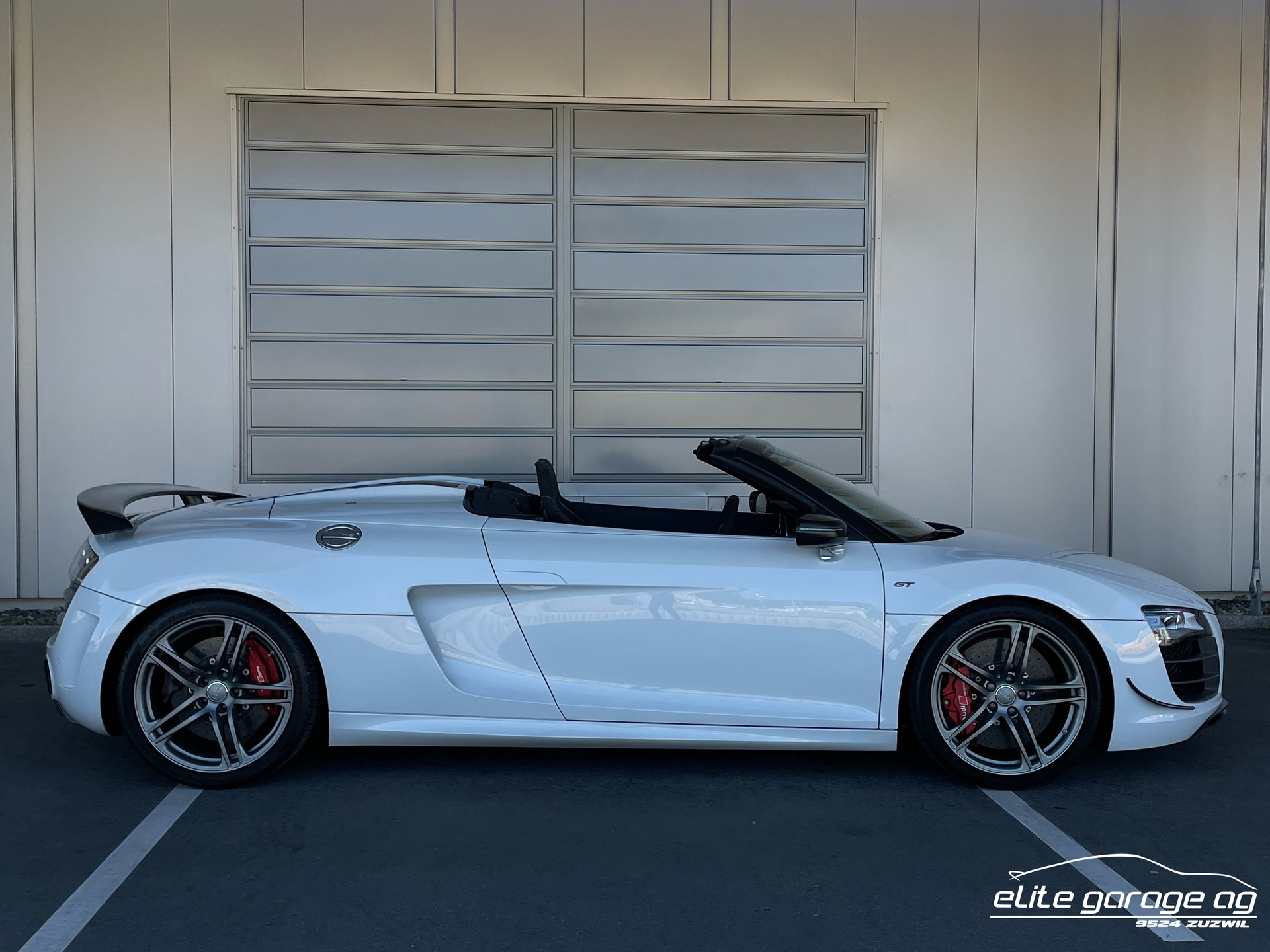 AUDI R8 GT Spyder 5.2 R-Tronic-image-5