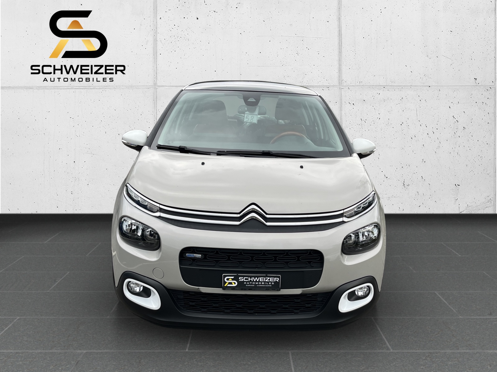 CITROEN C3 1.2i PureTech Shine-image-2