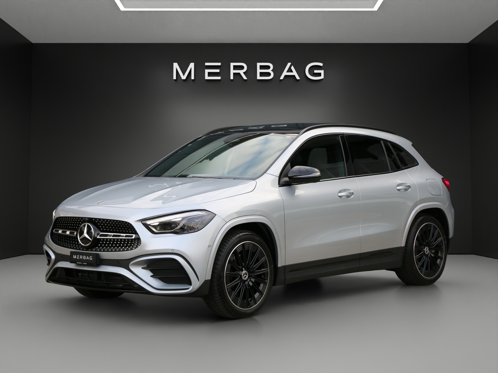 MERCEDES-BENZ GLA 220d 4Matic 8G-DCT-image-0