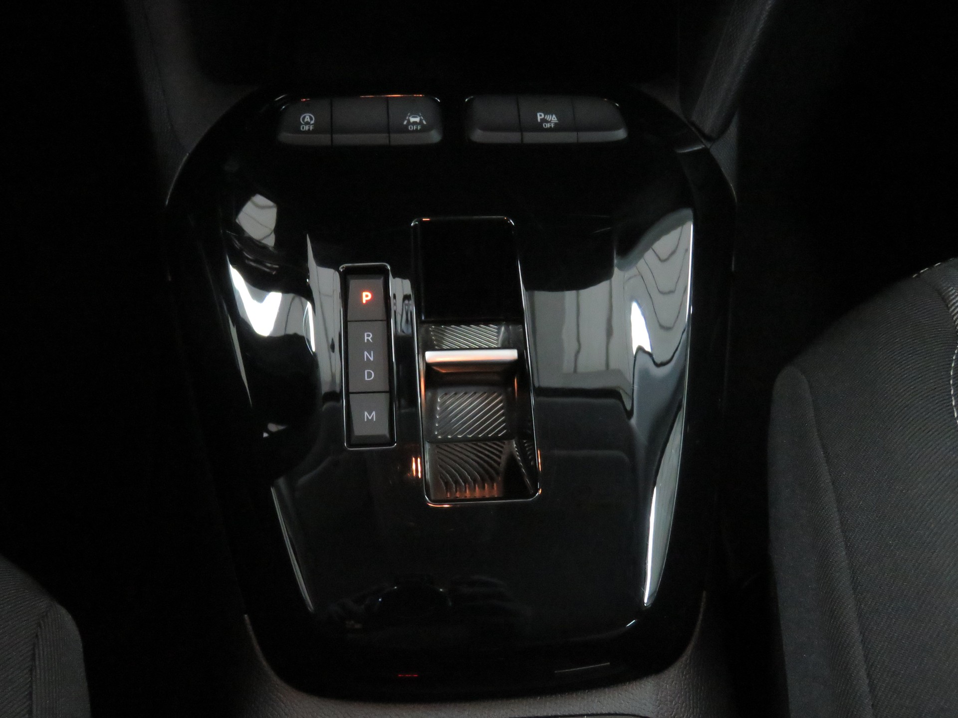 OPEL Corsa 1.2 TP Edition Automat-image-15