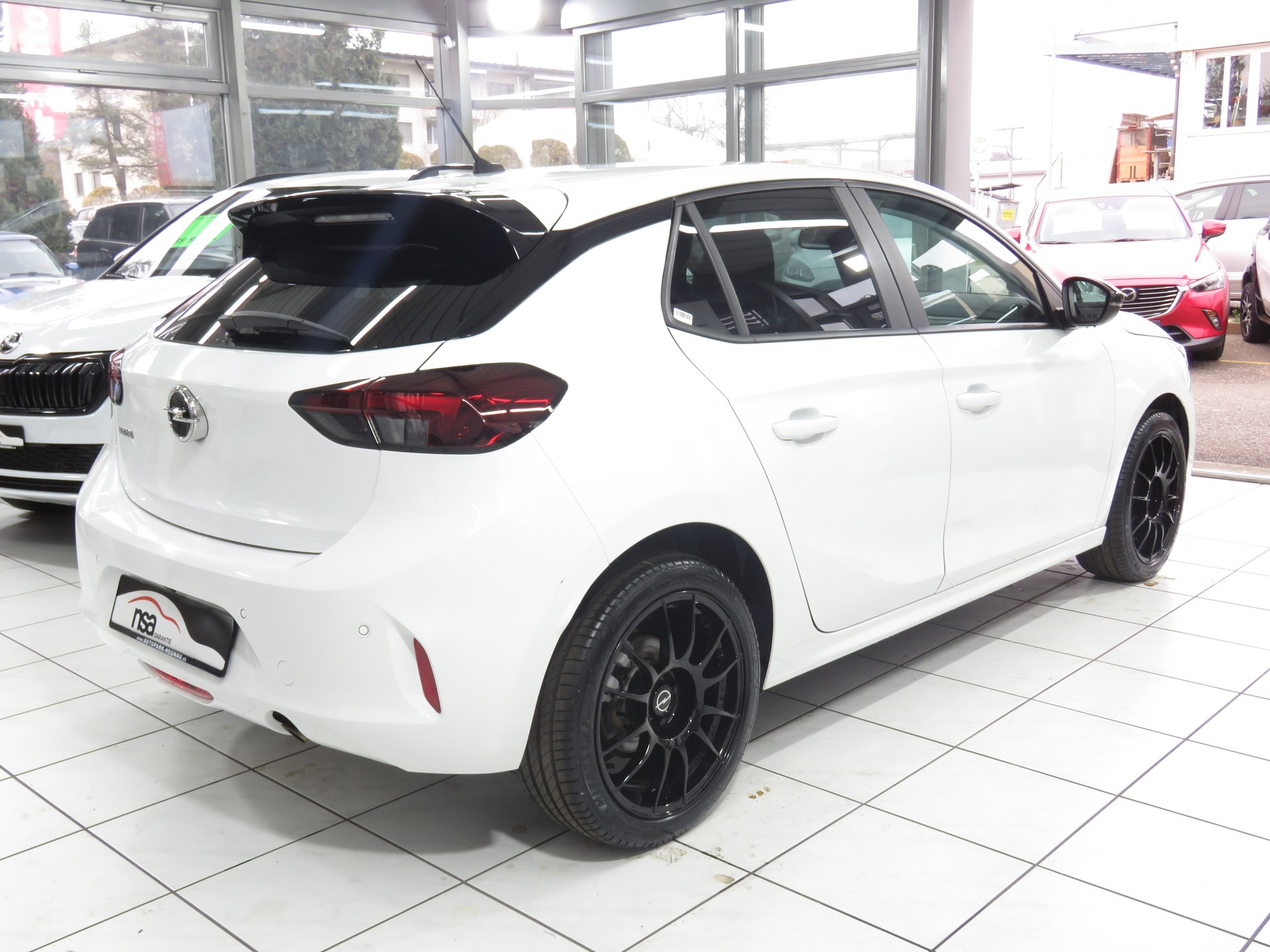 OPEL Corsa 1.2 TP Edition Automat-image-3