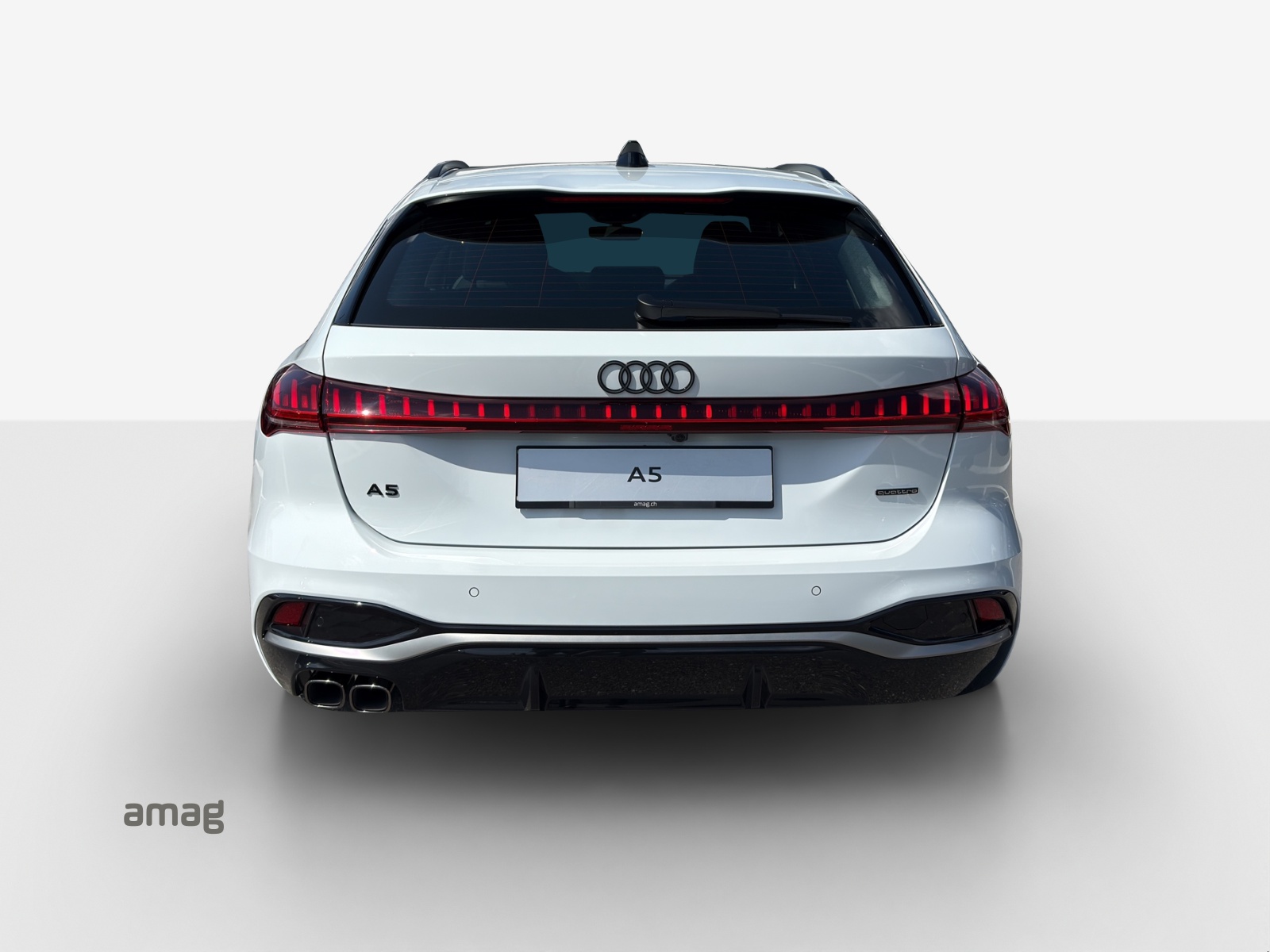 AUDI A5 Avant TDI quattro 150 kW Attraction S tronic-image-3