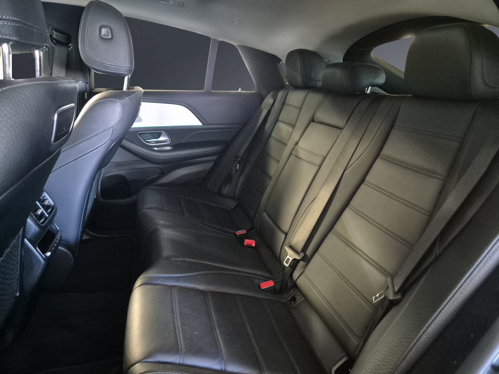 MERCEDES-BENZ GLE Coupé 350d-image-17
