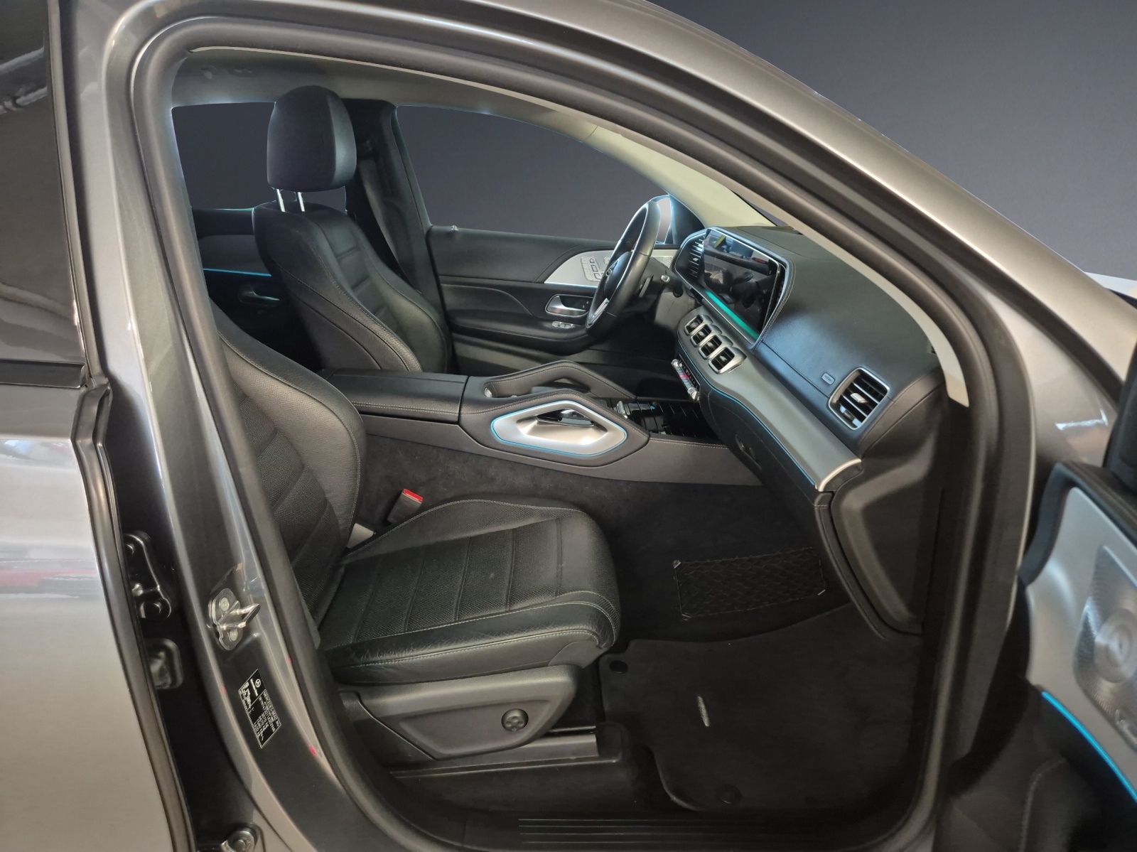 MERCEDES-BENZ GLE Coupé 350d-image-6