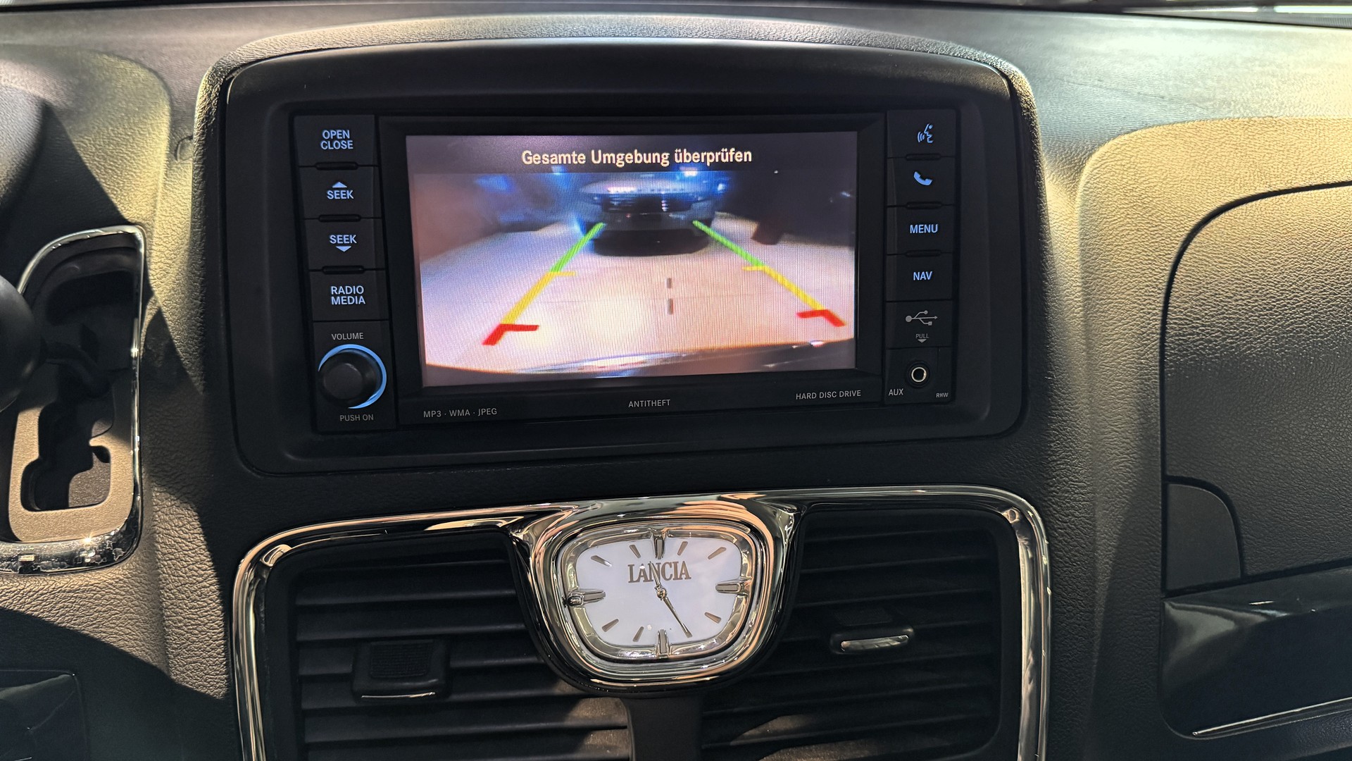 LANCIA Voyager 2.8D Platinum Automatic-image-11