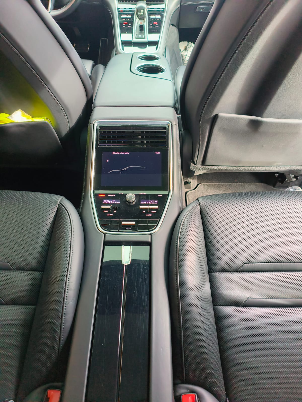 PORSCHE Panamera 4 E-Hybrid PDK-image-11