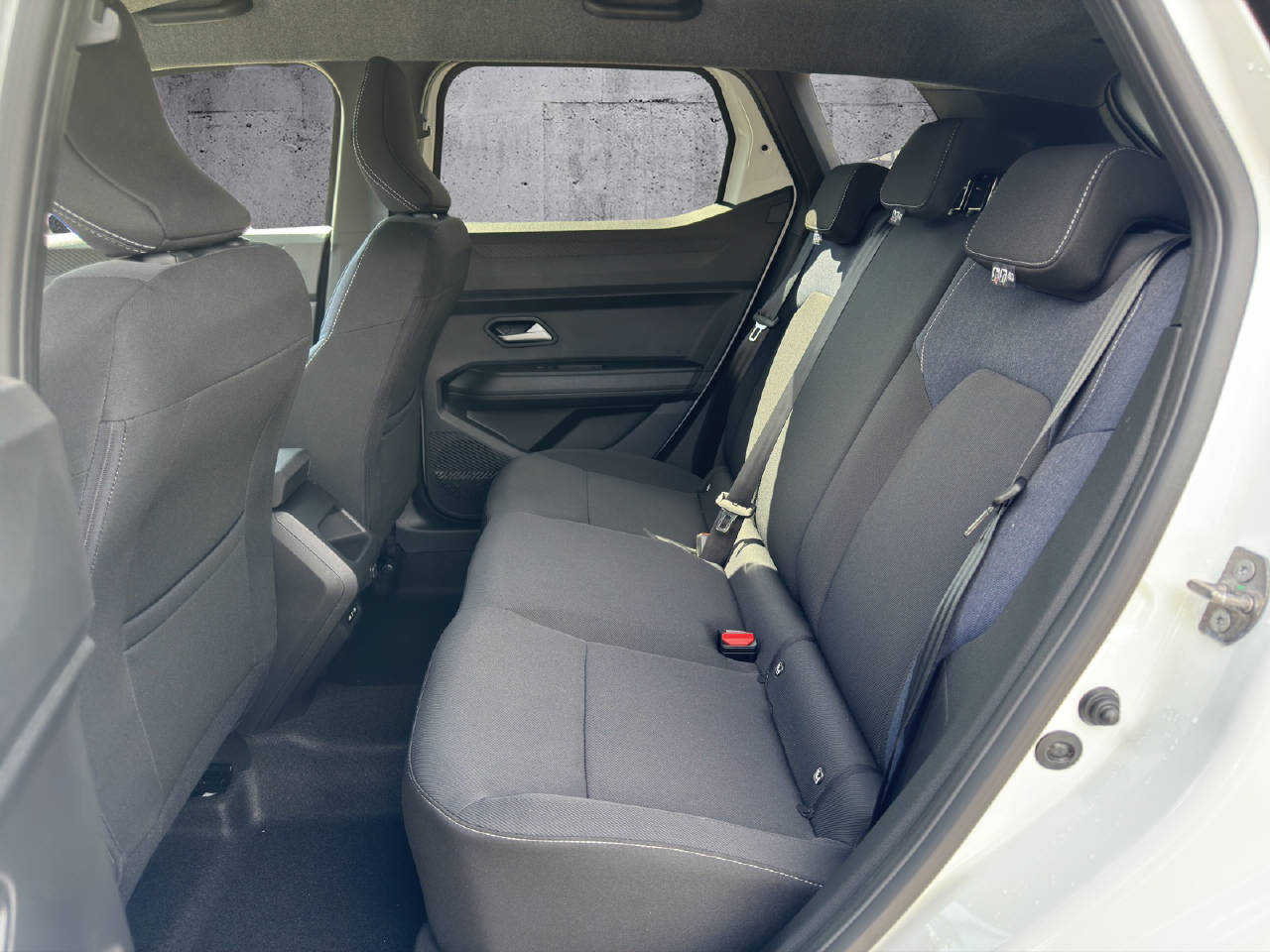 DACIA Duster 1.6 Hybrid Journey 140-image-7