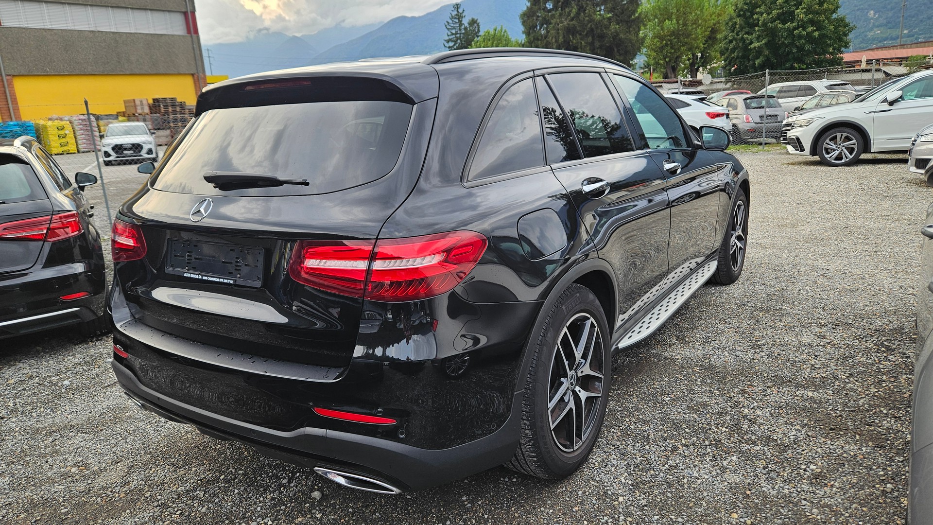 MERCEDES-BENZ GLC 250 d AMG Line 4Matic 9G-Tronic-image-4
