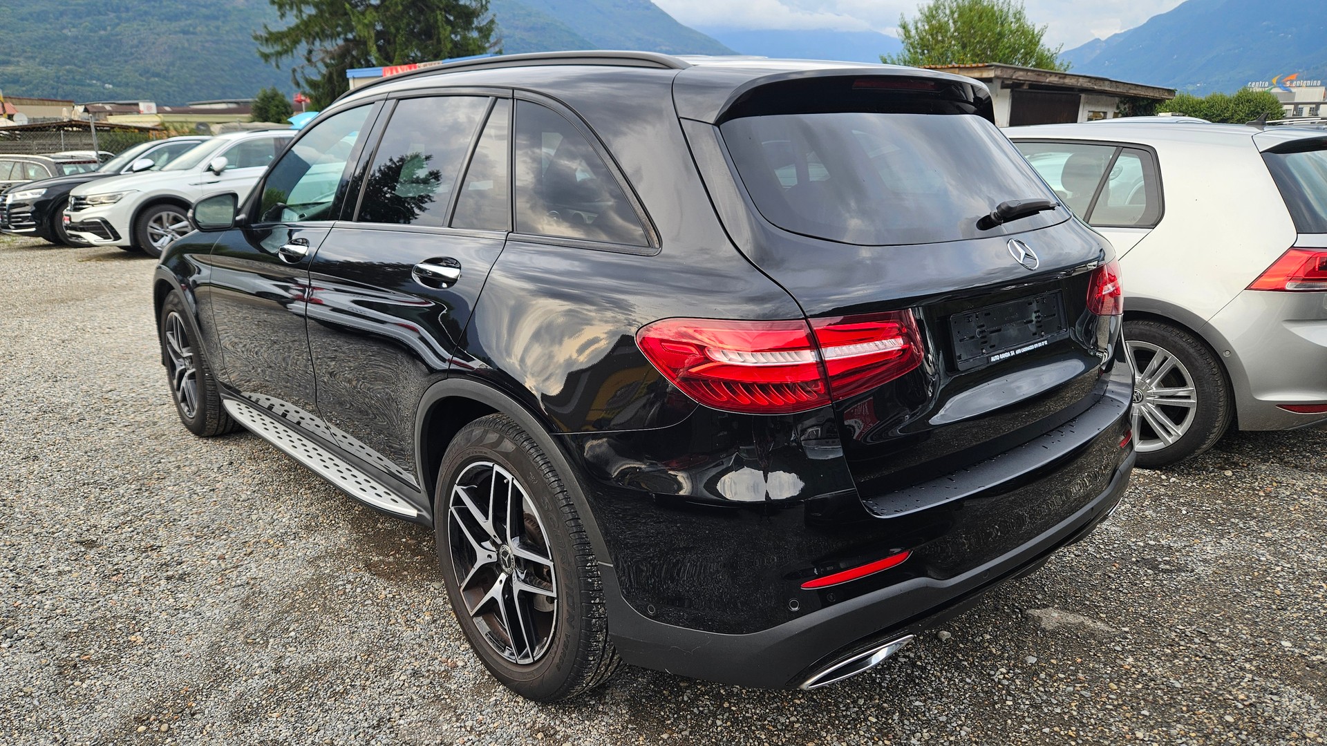 MERCEDES-BENZ GLC 250 d AMG Line 4Matic 9G-Tronic-image-3