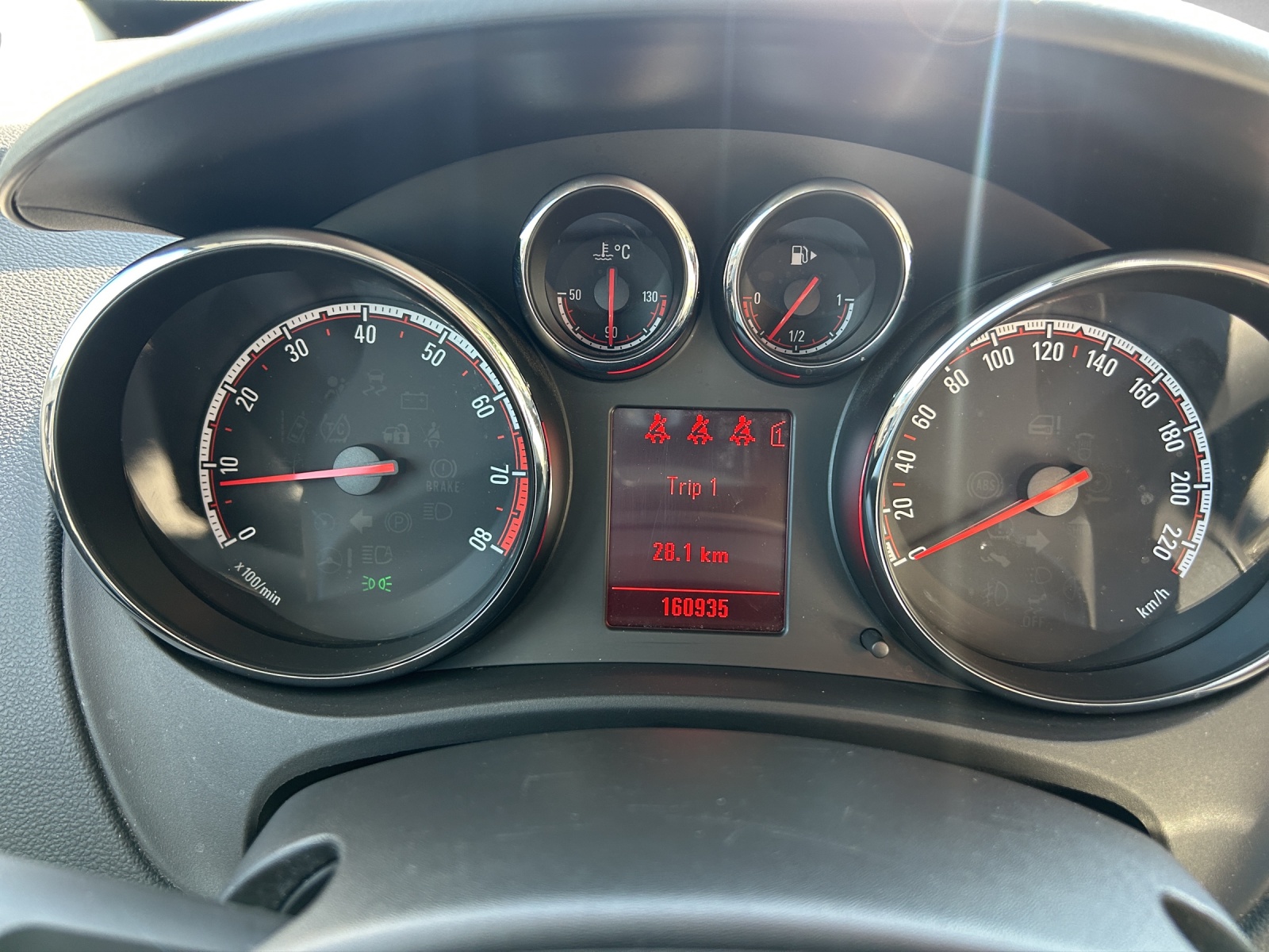 OPEL Meriva 1.4 Turbo Cosmo-image-18