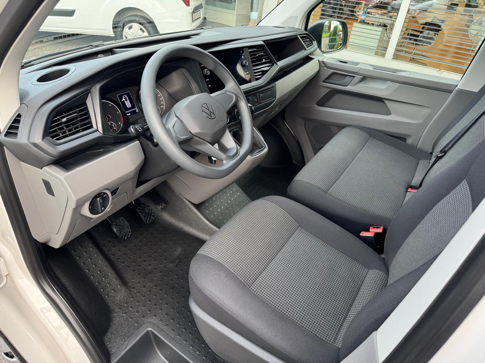 VW T6.1 2.0 TDI-image-1