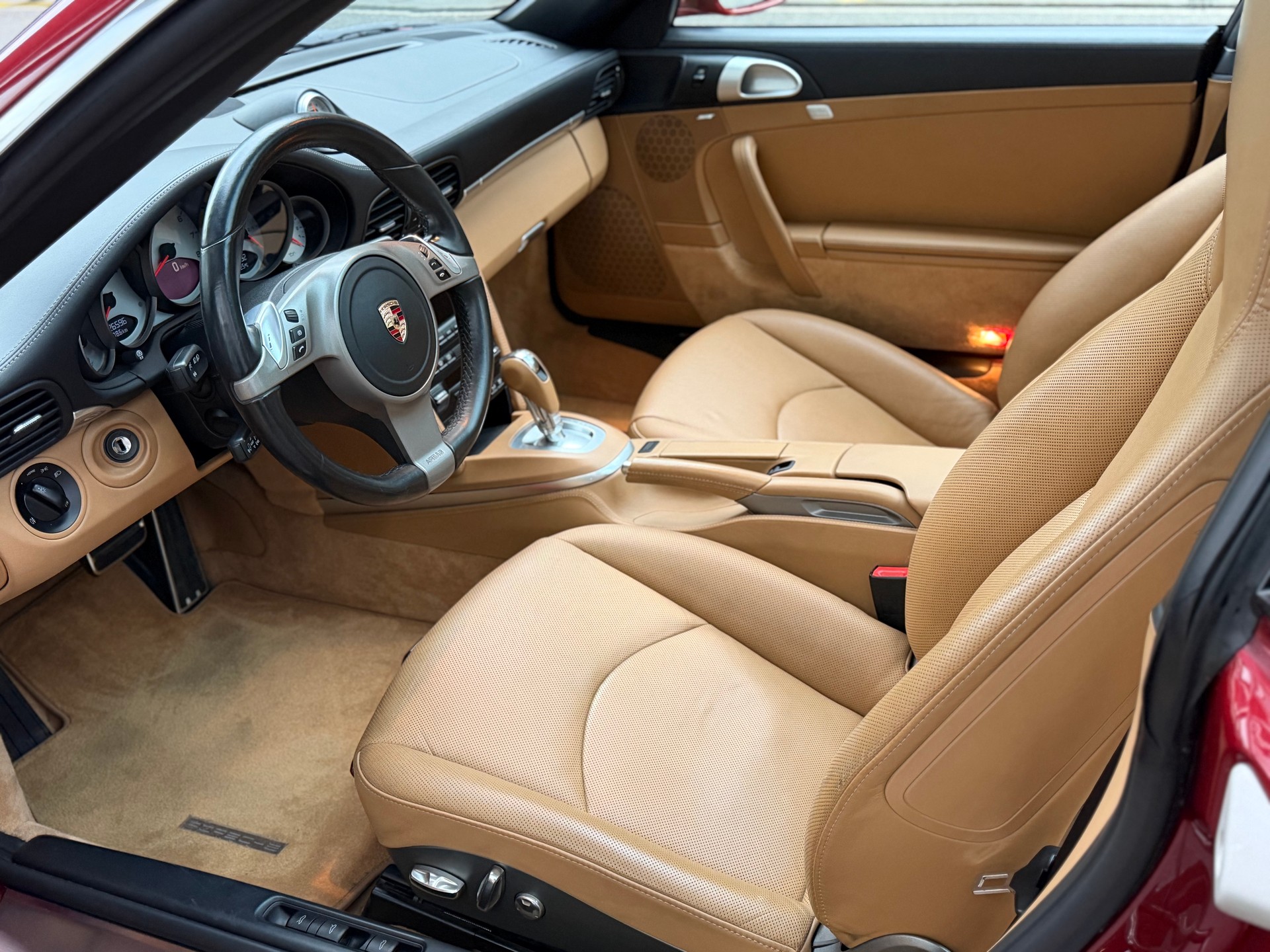 PORSCHE 911 Targa 4S PDK-image-4