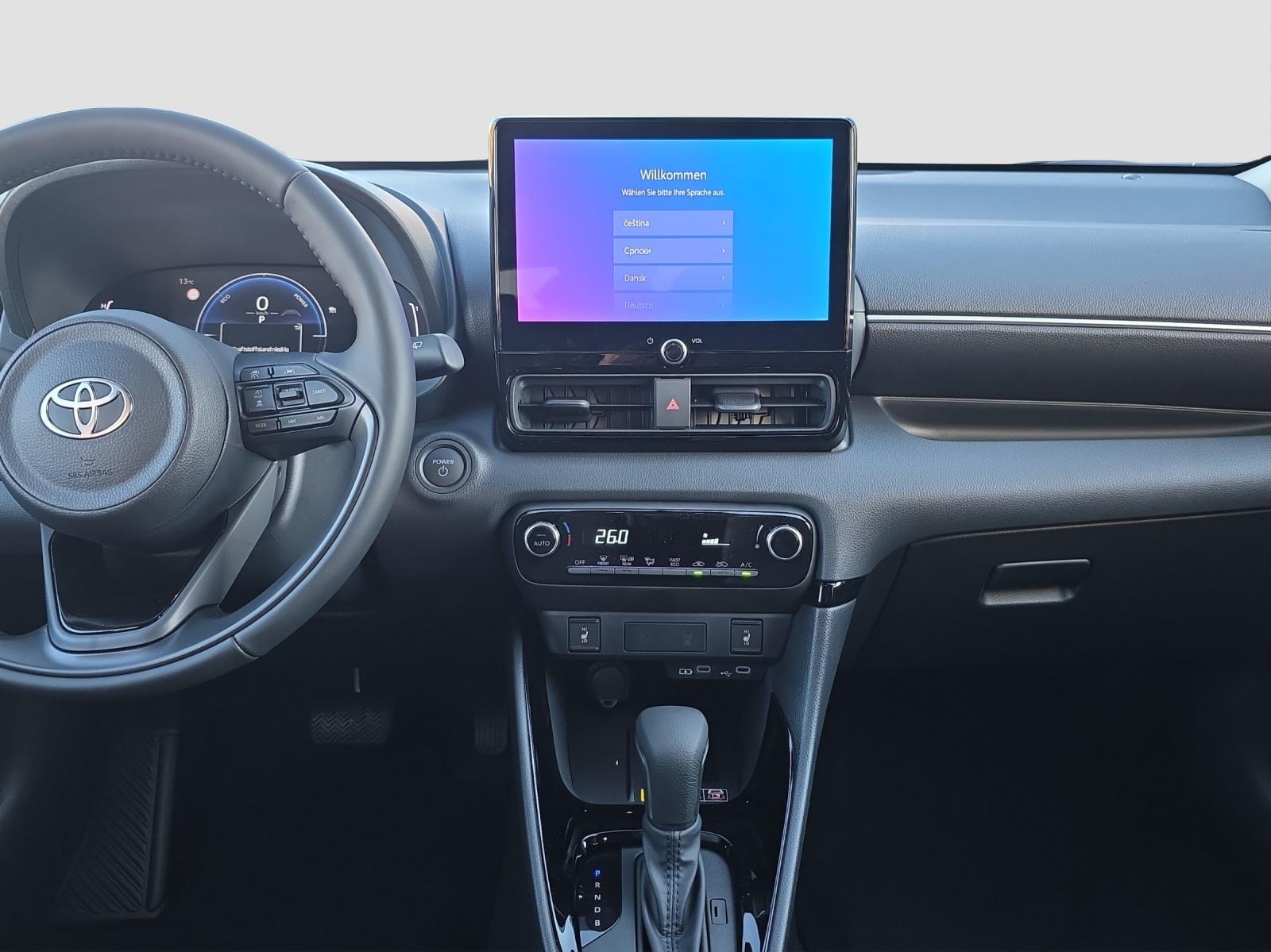TOYOTA Yaris 1.5 VVT-i HSD Trend-image-12