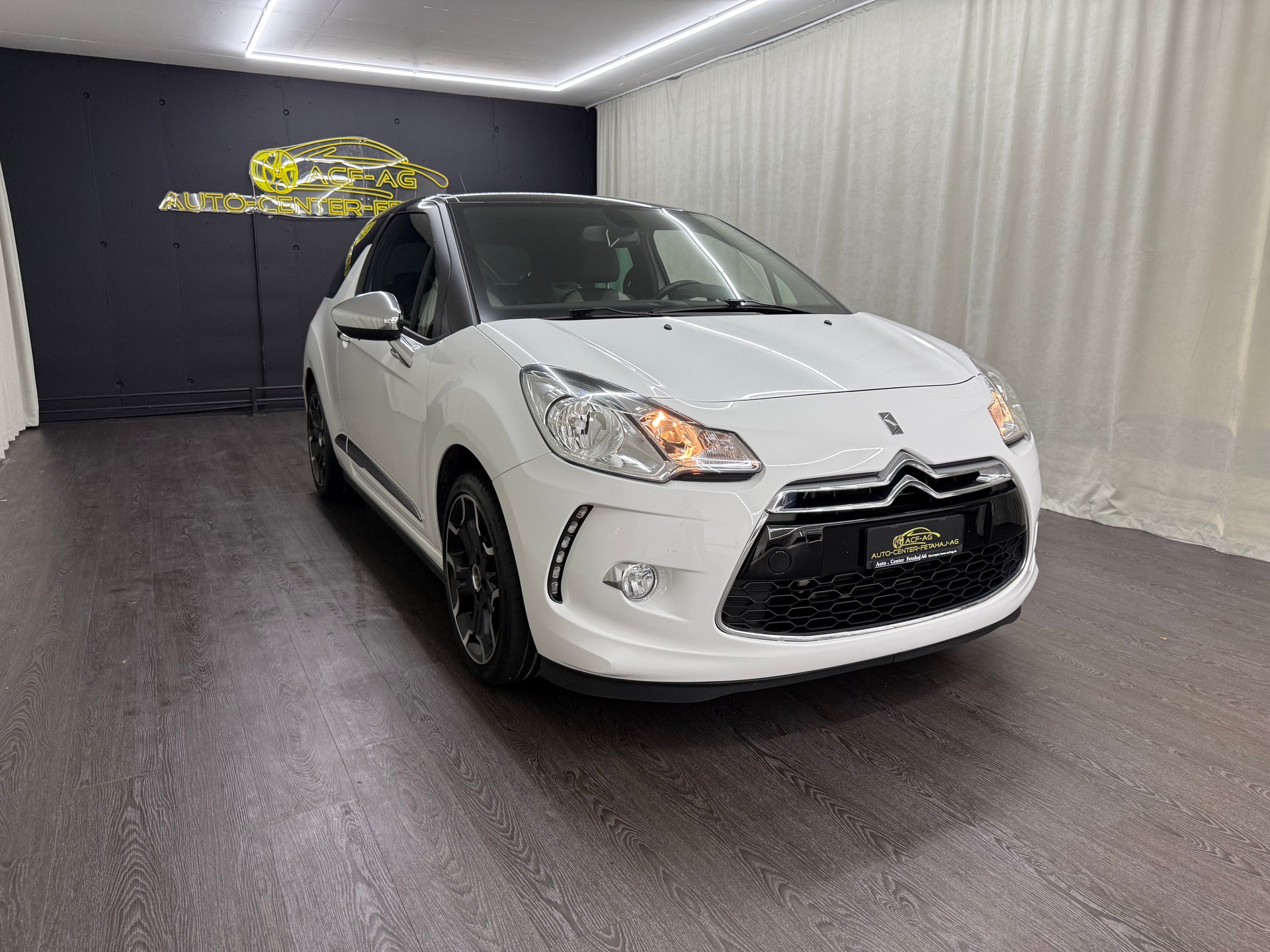 DS AUTOMOBILES DS3 1.6 VTi SO Chic-image-2