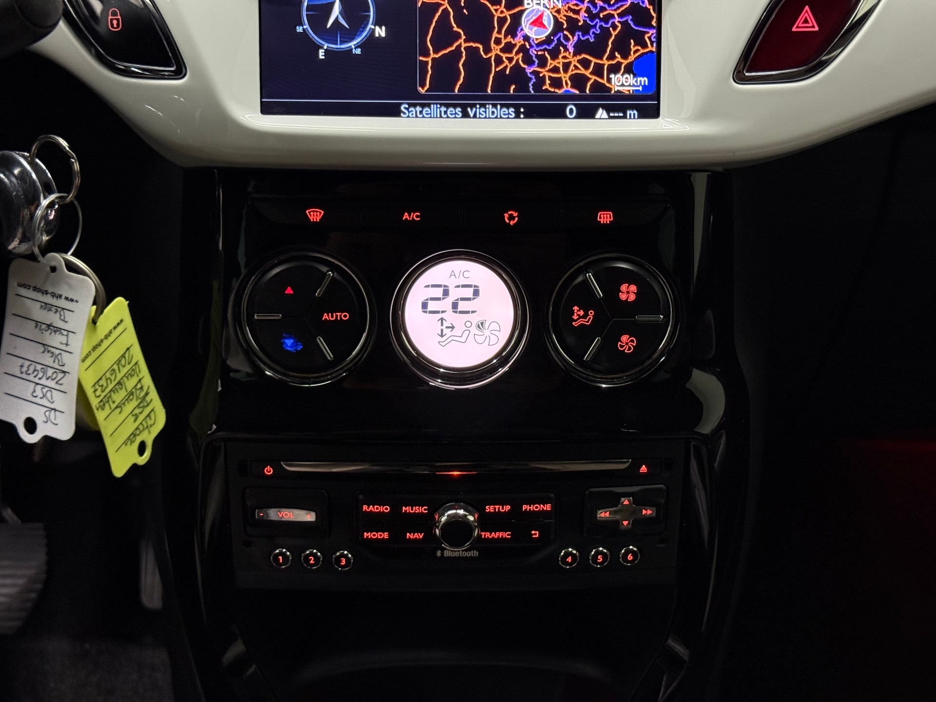 DS AUTOMOBILES DS3 1.6 VTi SO Chic-image-13