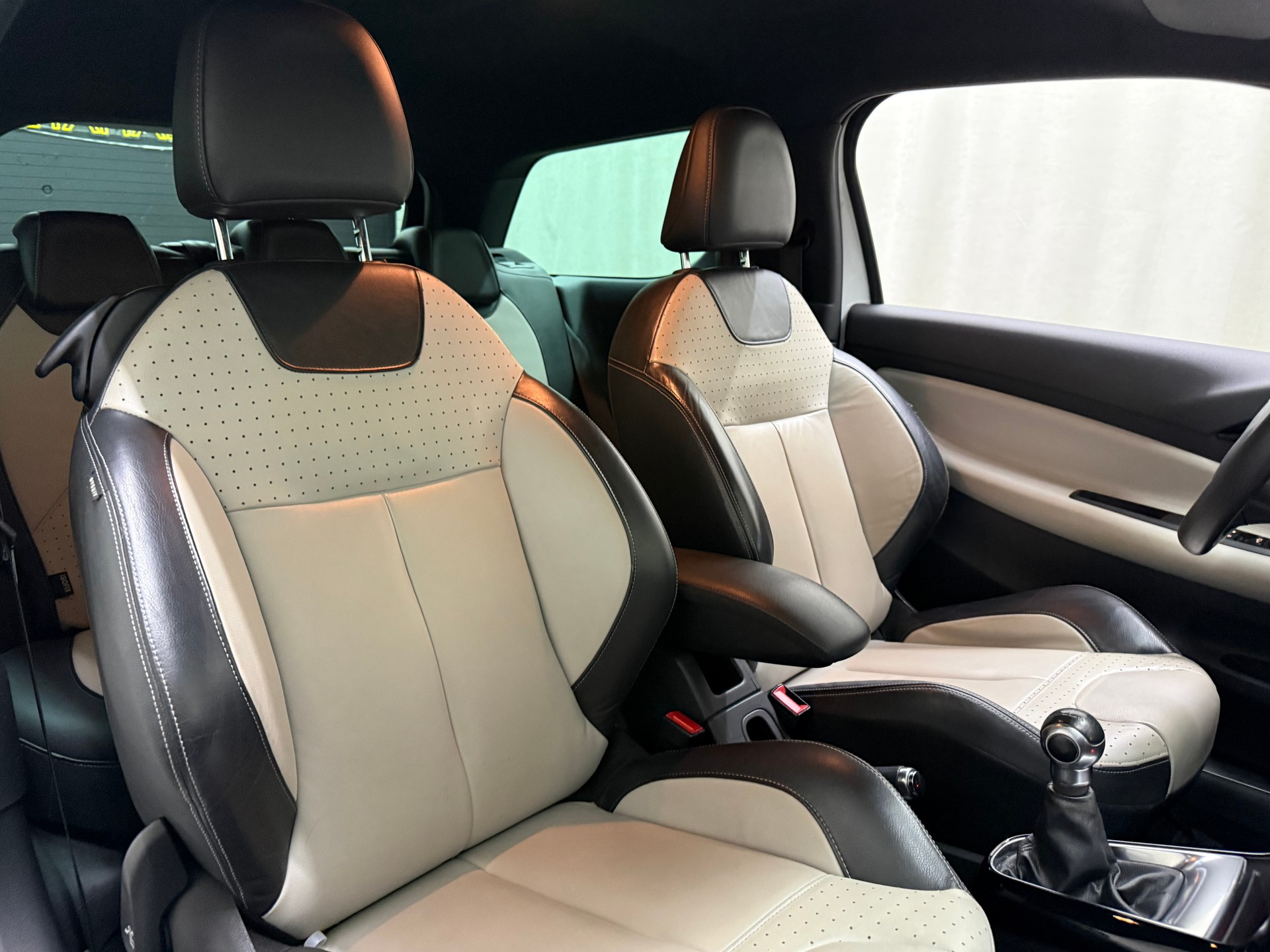 DS AUTOMOBILES DS3 1.6 VTi SO Chic-image-11