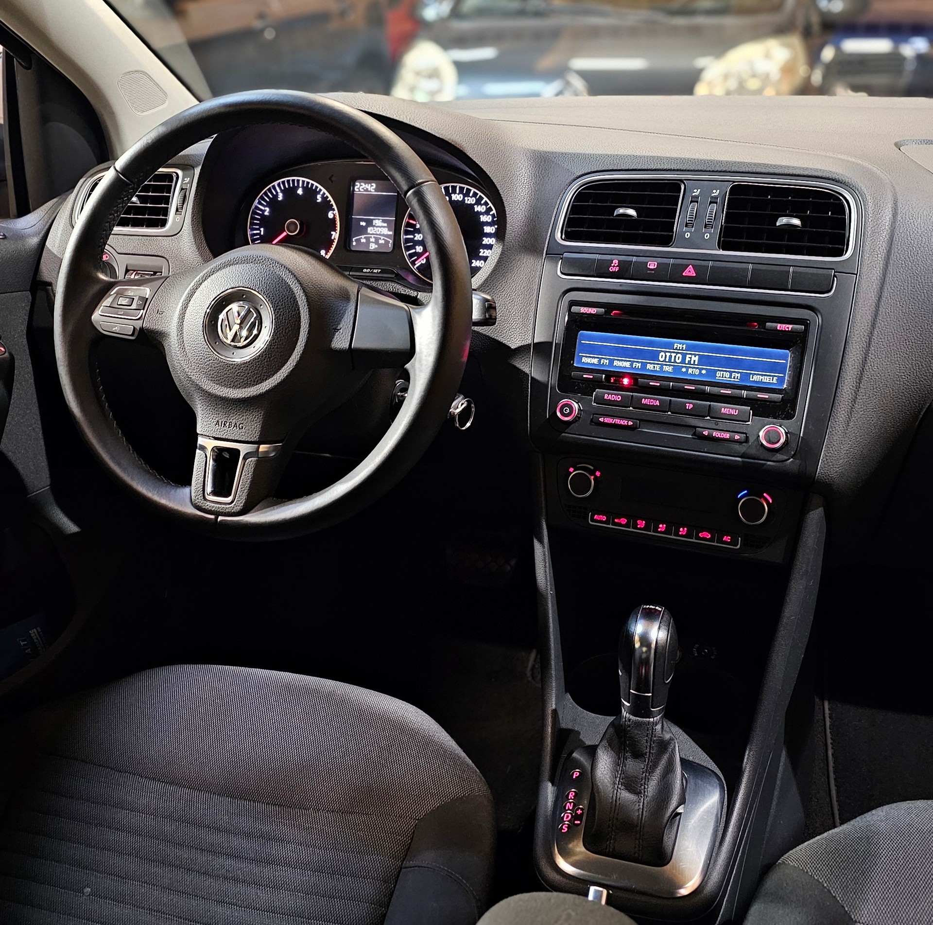 VW Polo 1.2 TSI Comfortline DSG-image-18