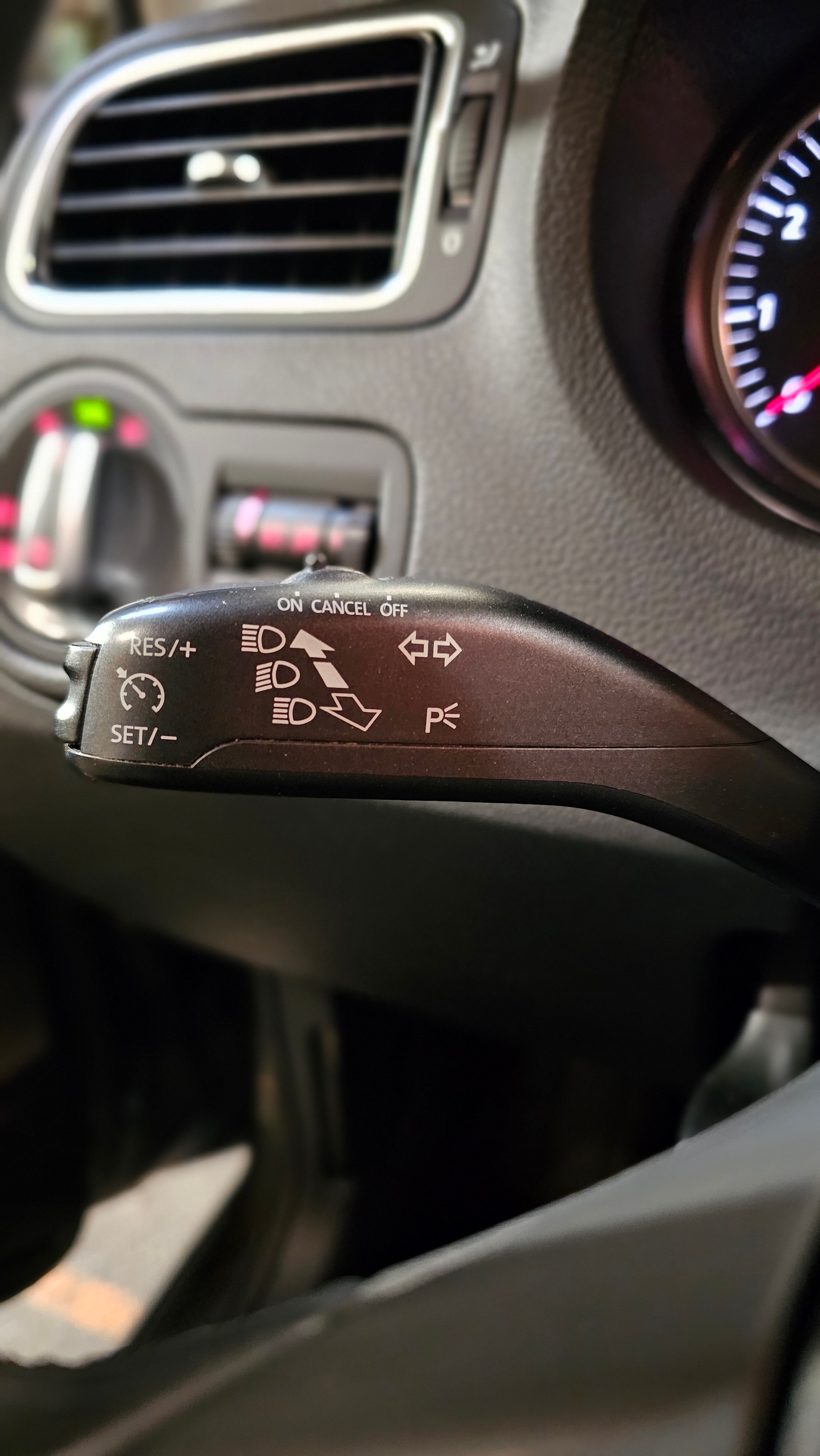 VW Polo 1.2 TSI Comfortline DSG-image-21