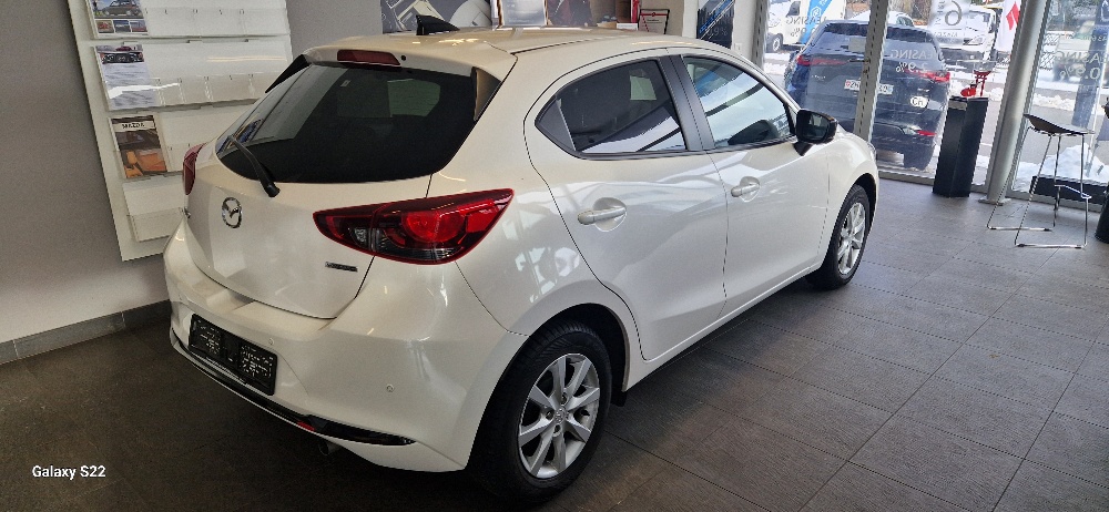 MAZDA 2 SKYACTIV-G 90 Homura Automat-image-2