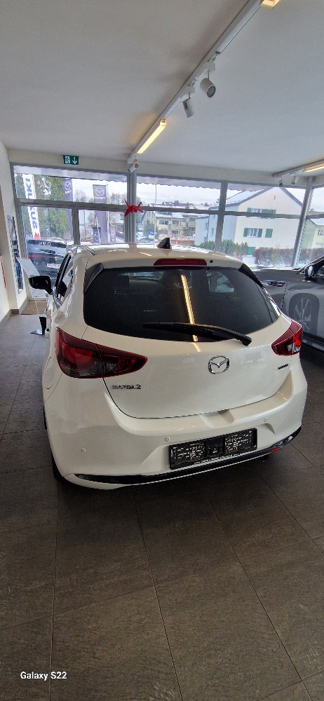 MAZDA 2 SKYACTIV-G 90 Homura Automat-image-3