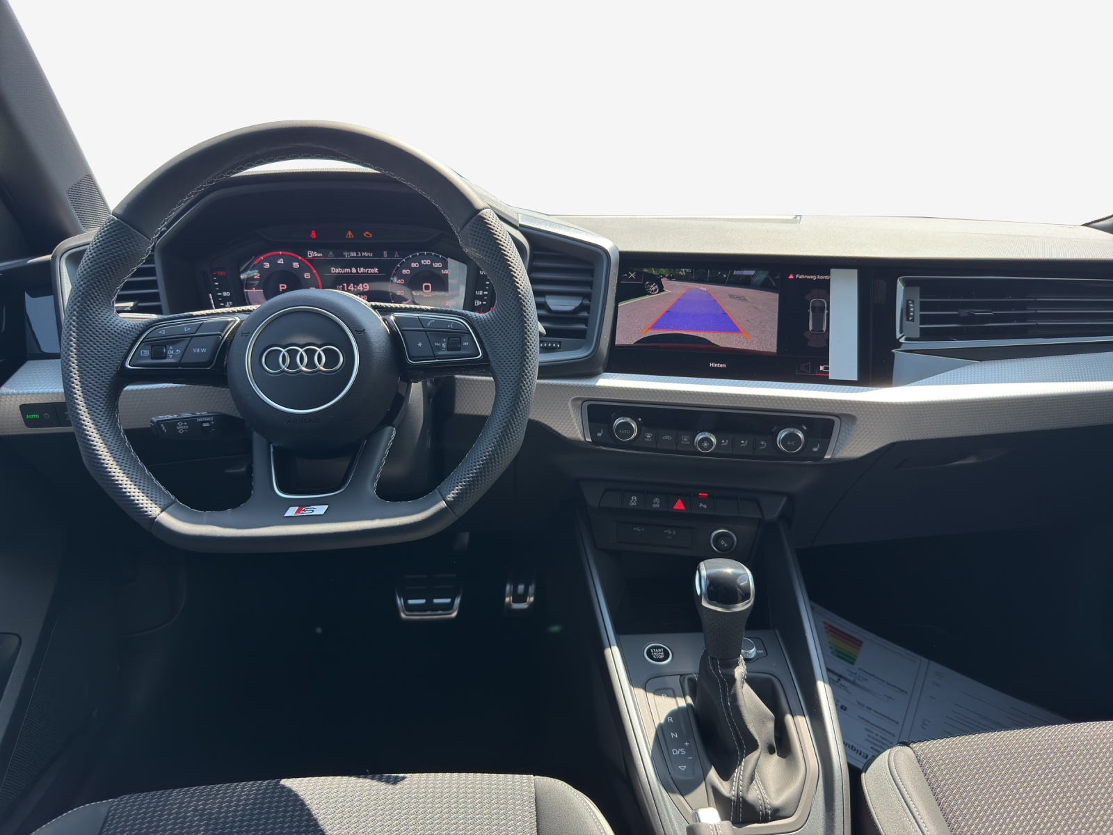 AUDI A1 Sportback 30 TFSI S Line Attraction S-tronic-image-10