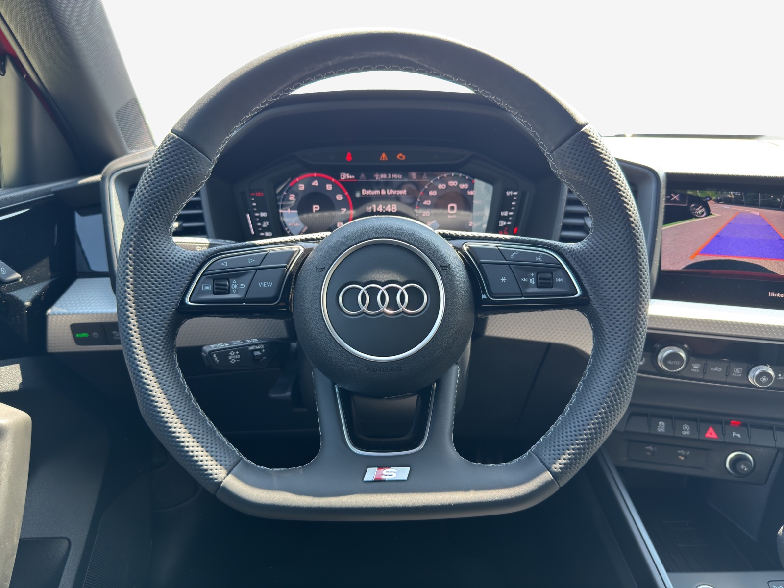 AUDI A1 Sportback 30 TFSI S Line Attraction S-tronic-image-11