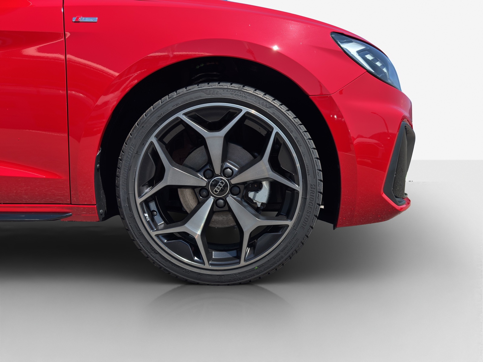 AUDI A1 Sportback 30 TFSI S Line Attraction S-tronic-image-6