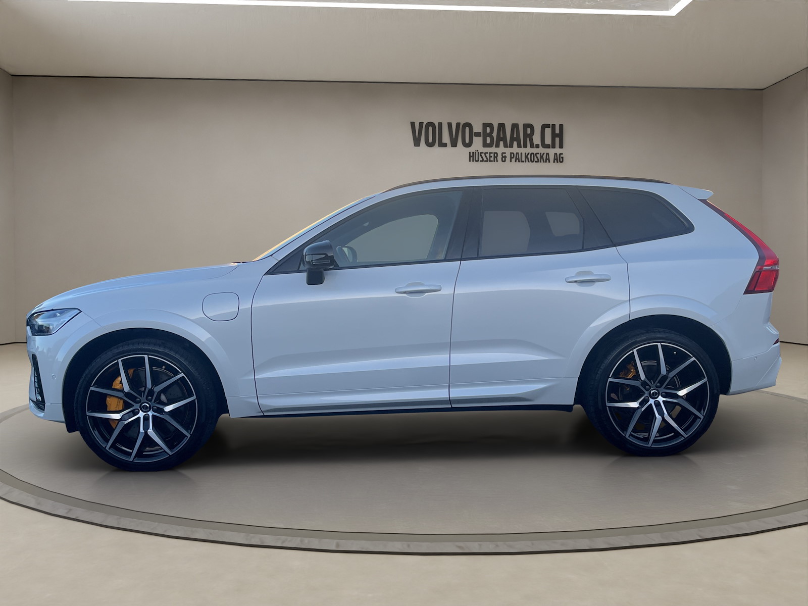 VOLVO XC60 2.0 T8 TE Polestar eAWD-image-2